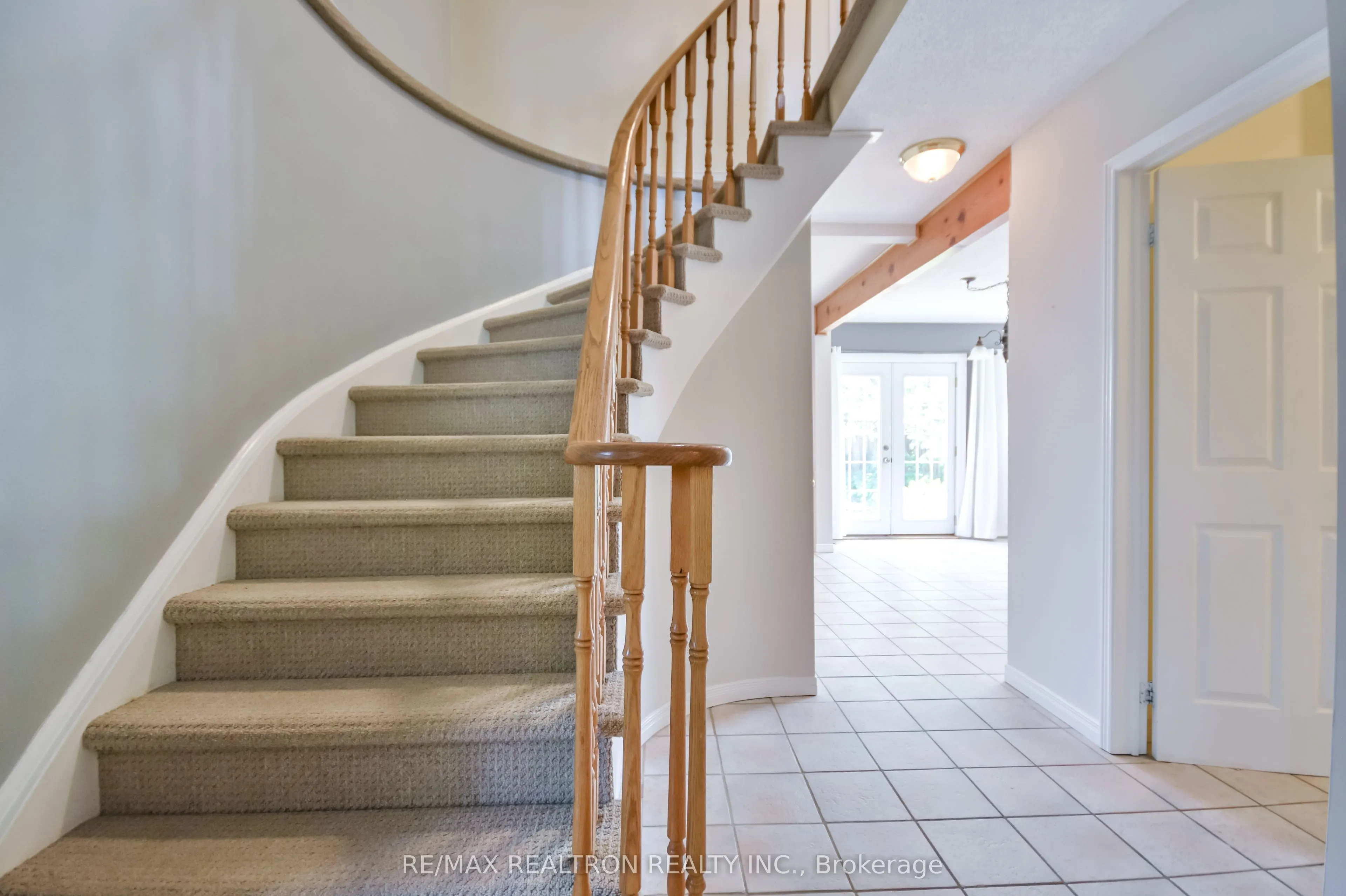 54 Carruthers Crescent