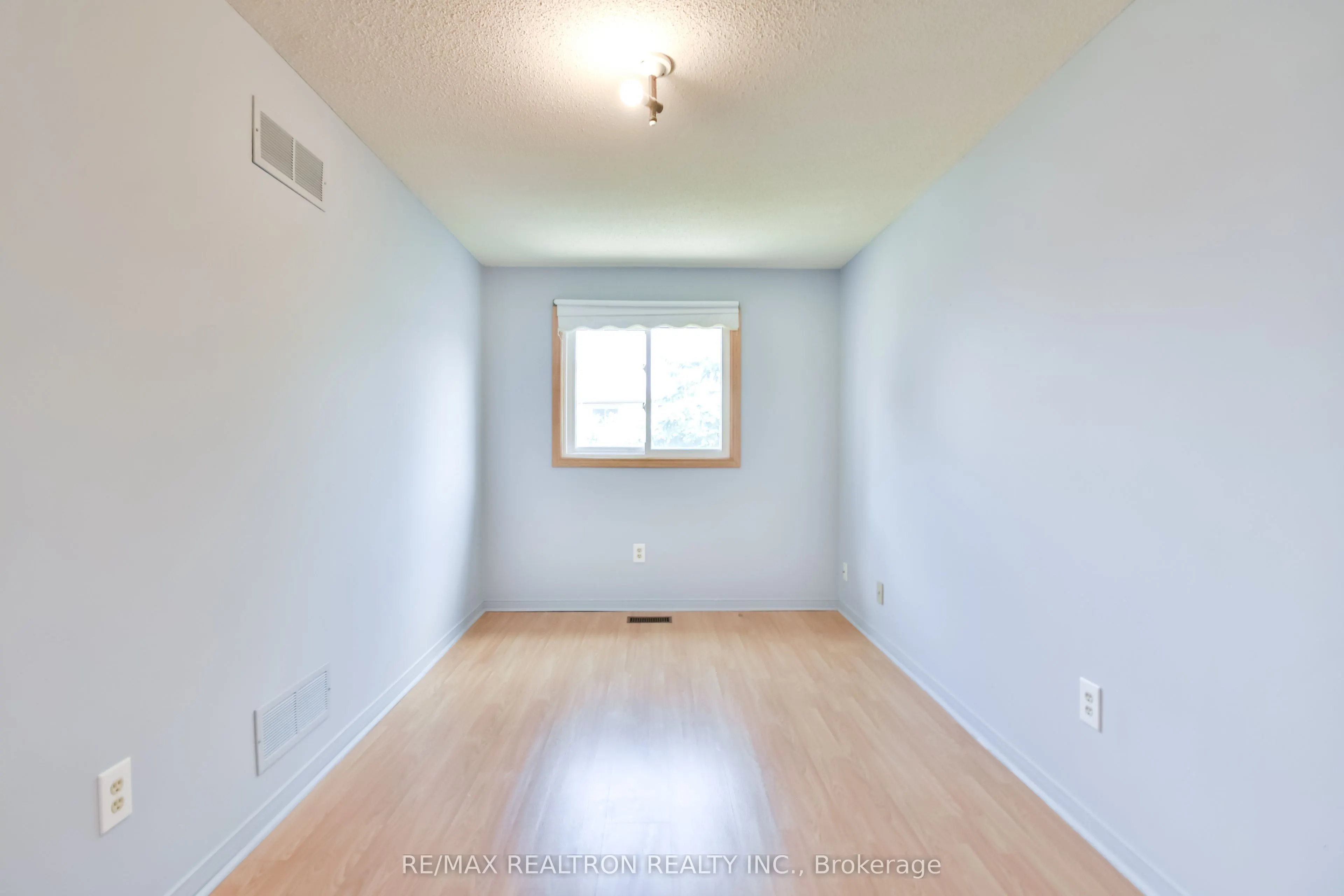 54 Carruthers Crescent