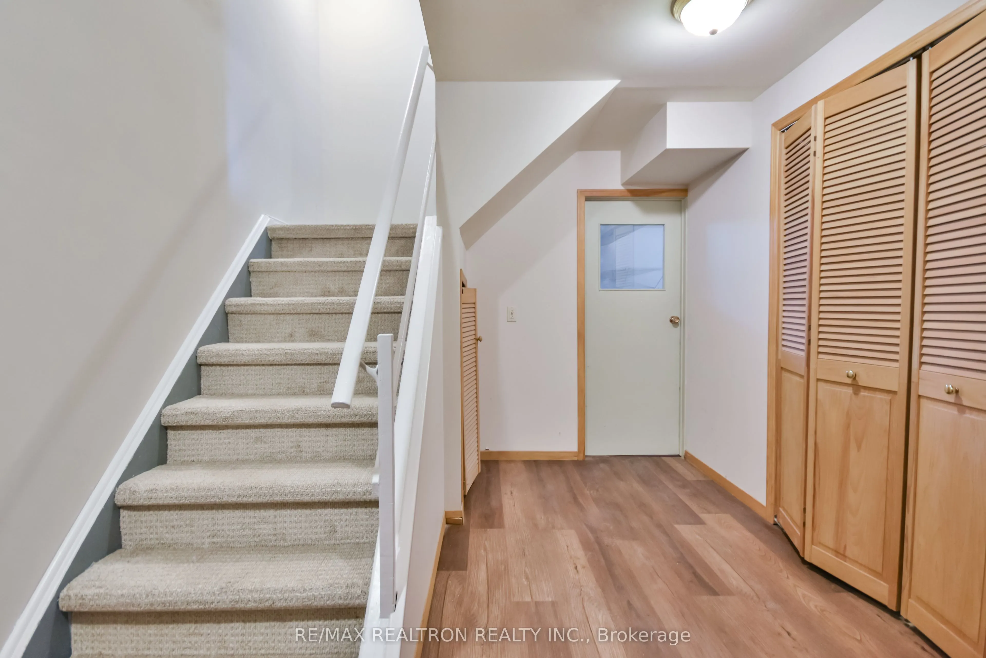 54 Carruthers Crescent