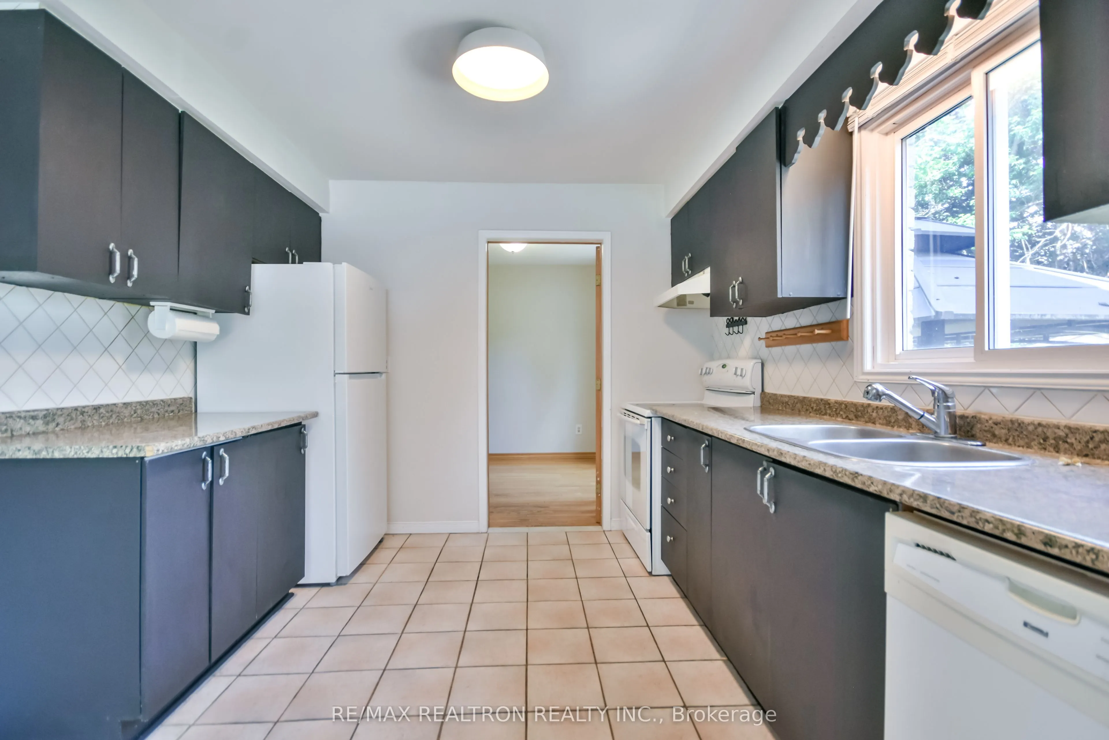 54 Carruthers Crescent