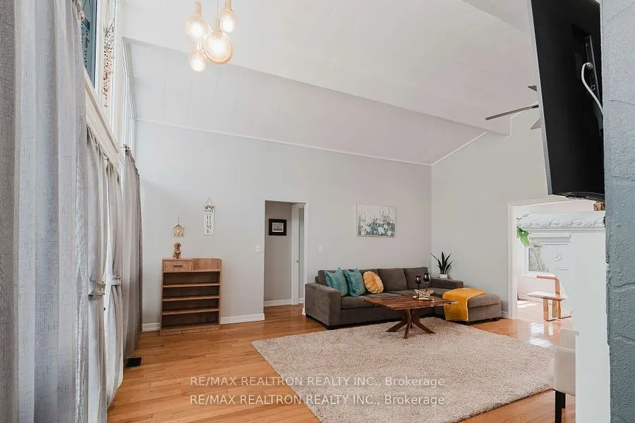 408 Curry Road