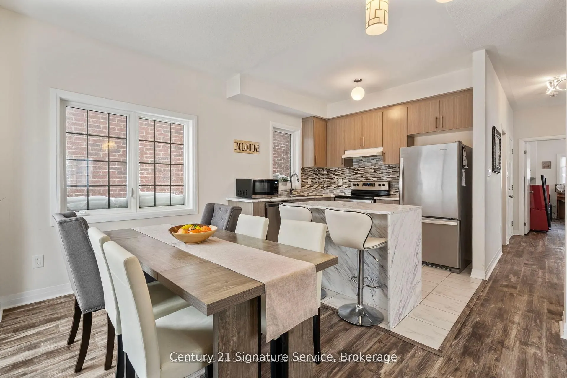 42 Bedford Estates Crescent