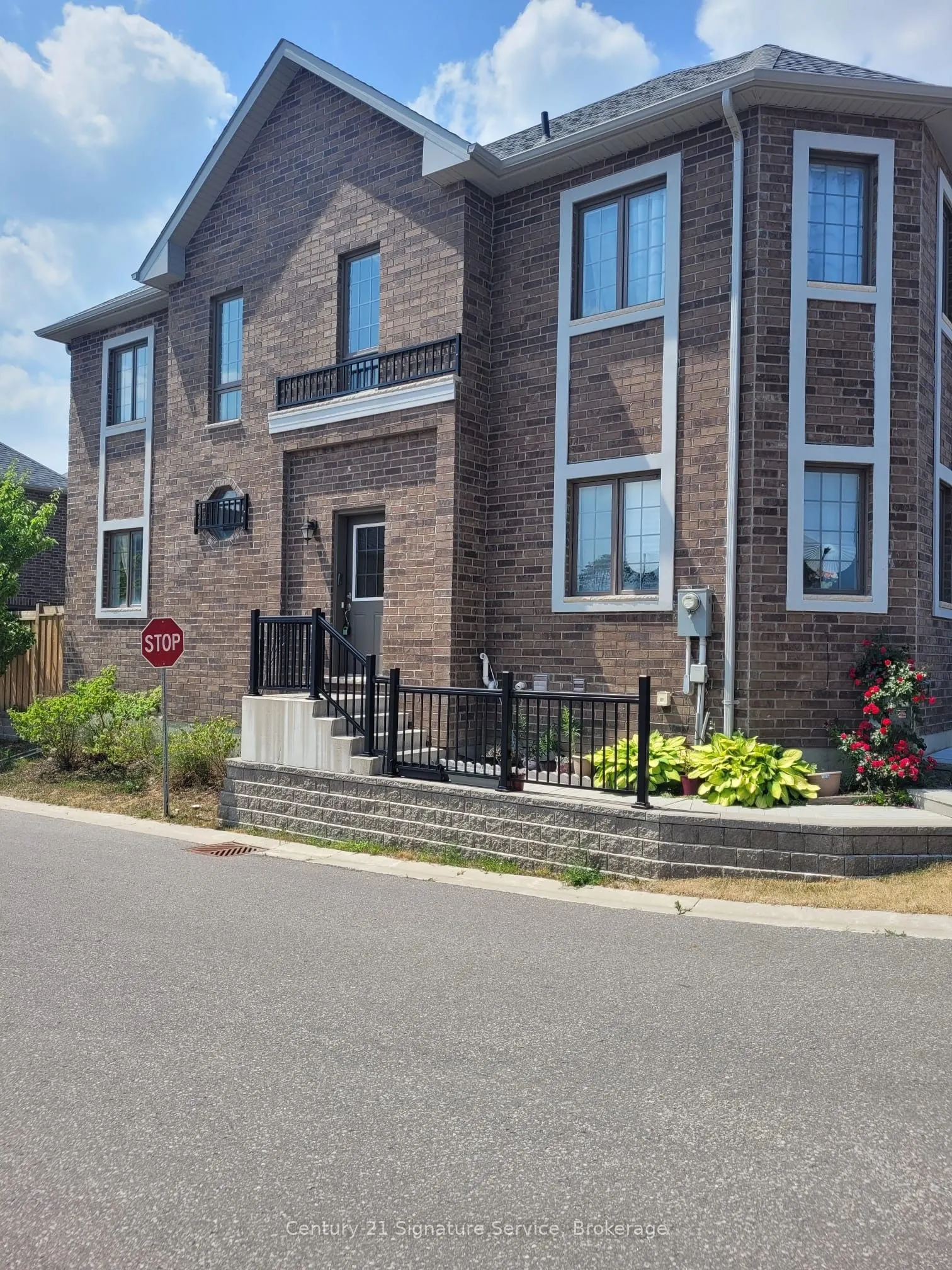 42 Bedford Estates Crescent