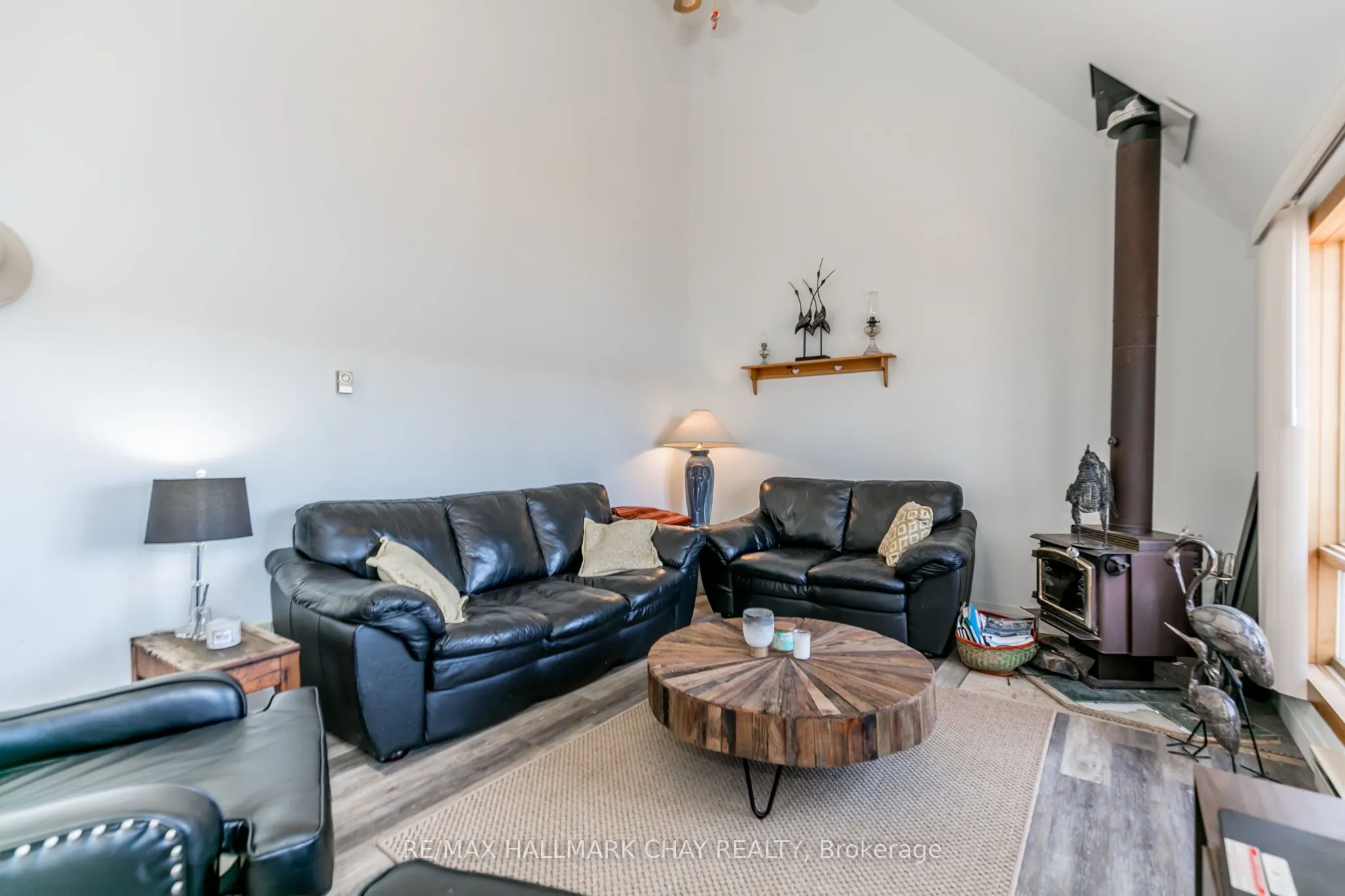 176 Farlain Lake Road E