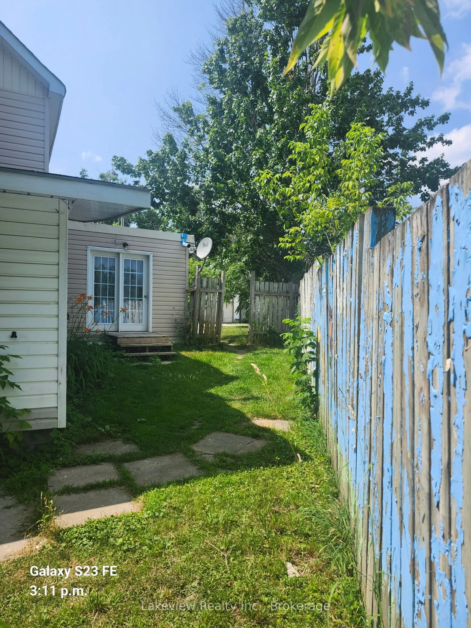 159 Barrie Road E