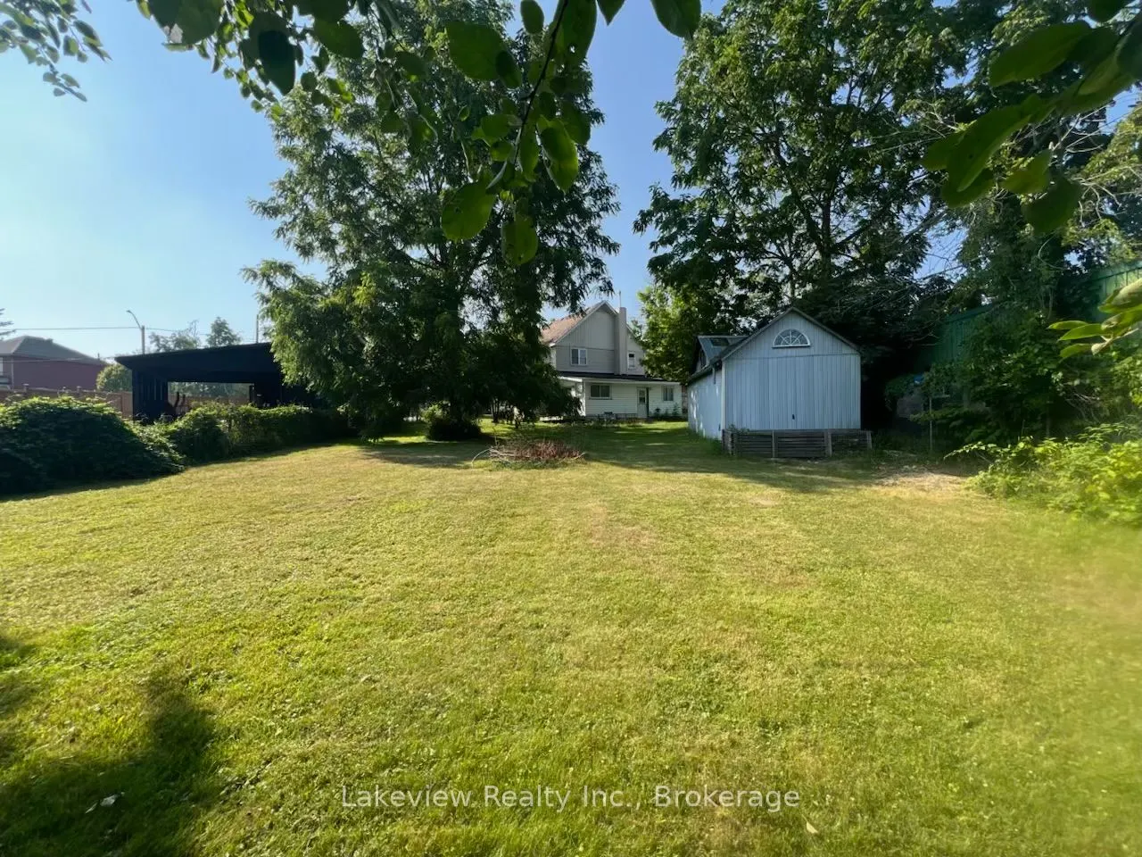159 Barrie Road E