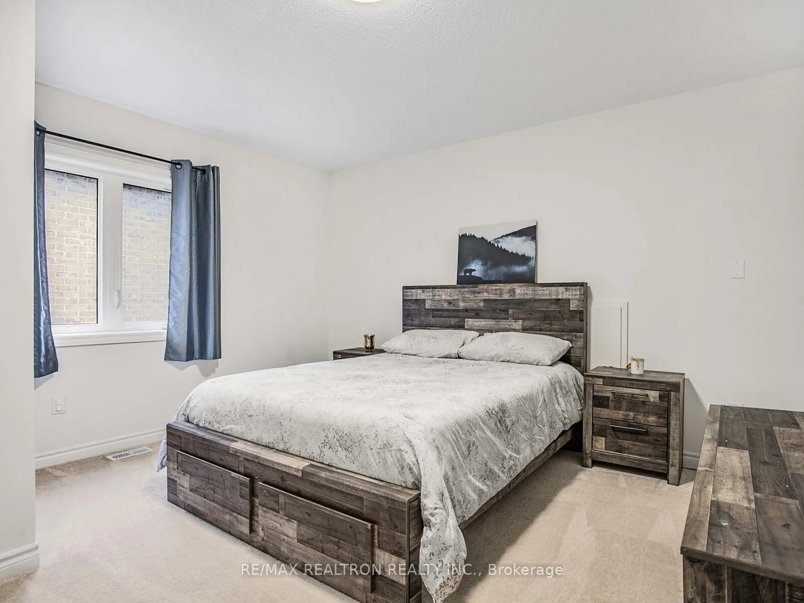 107 Victoria Wood Avenue