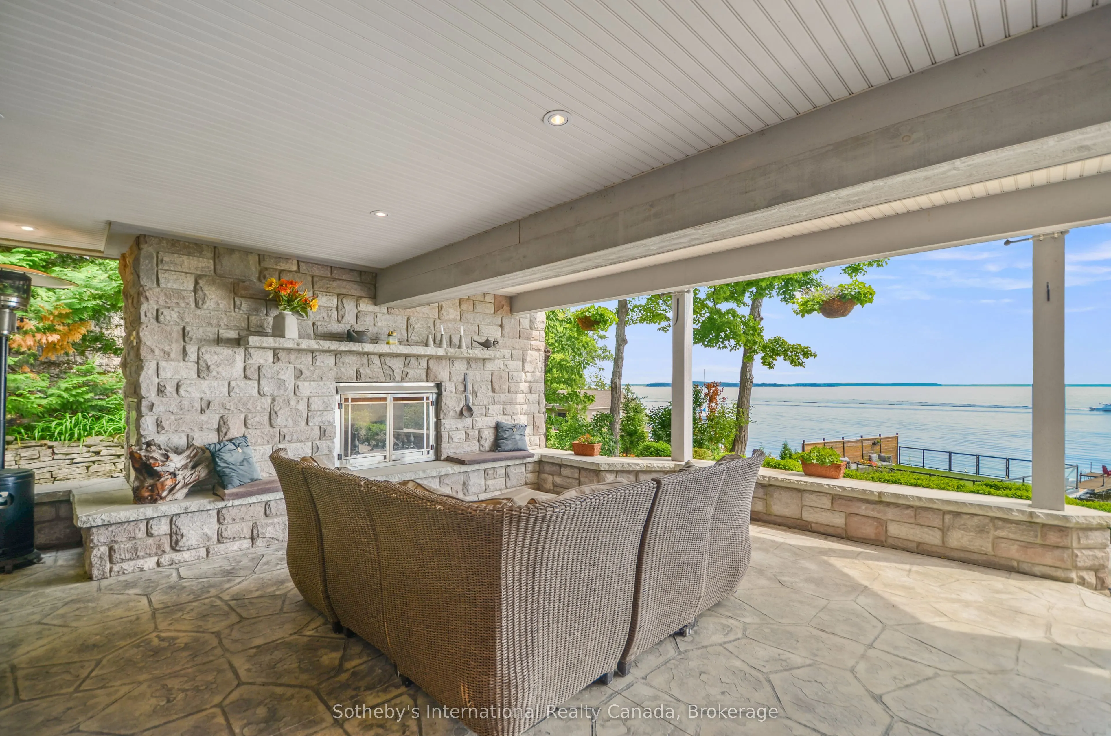 29 McArthur Drive