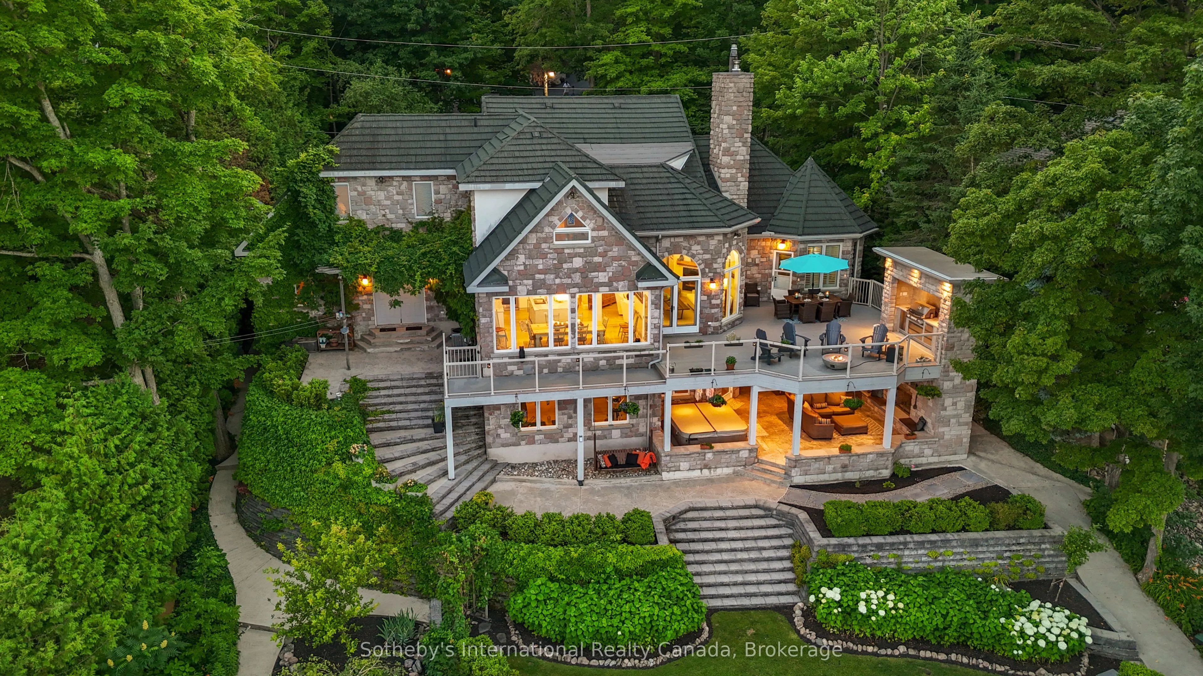 29 McArthur Drive