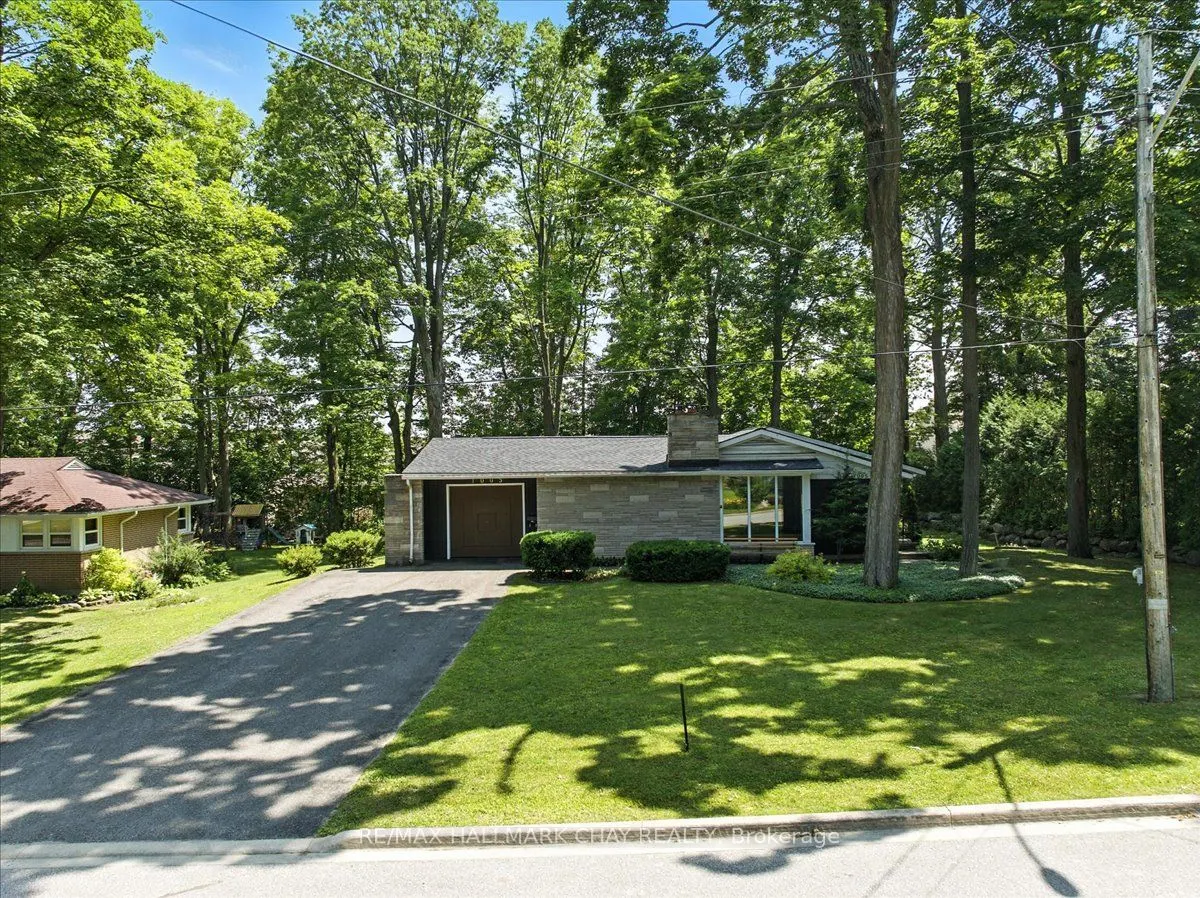 1005 Ingram Crescent