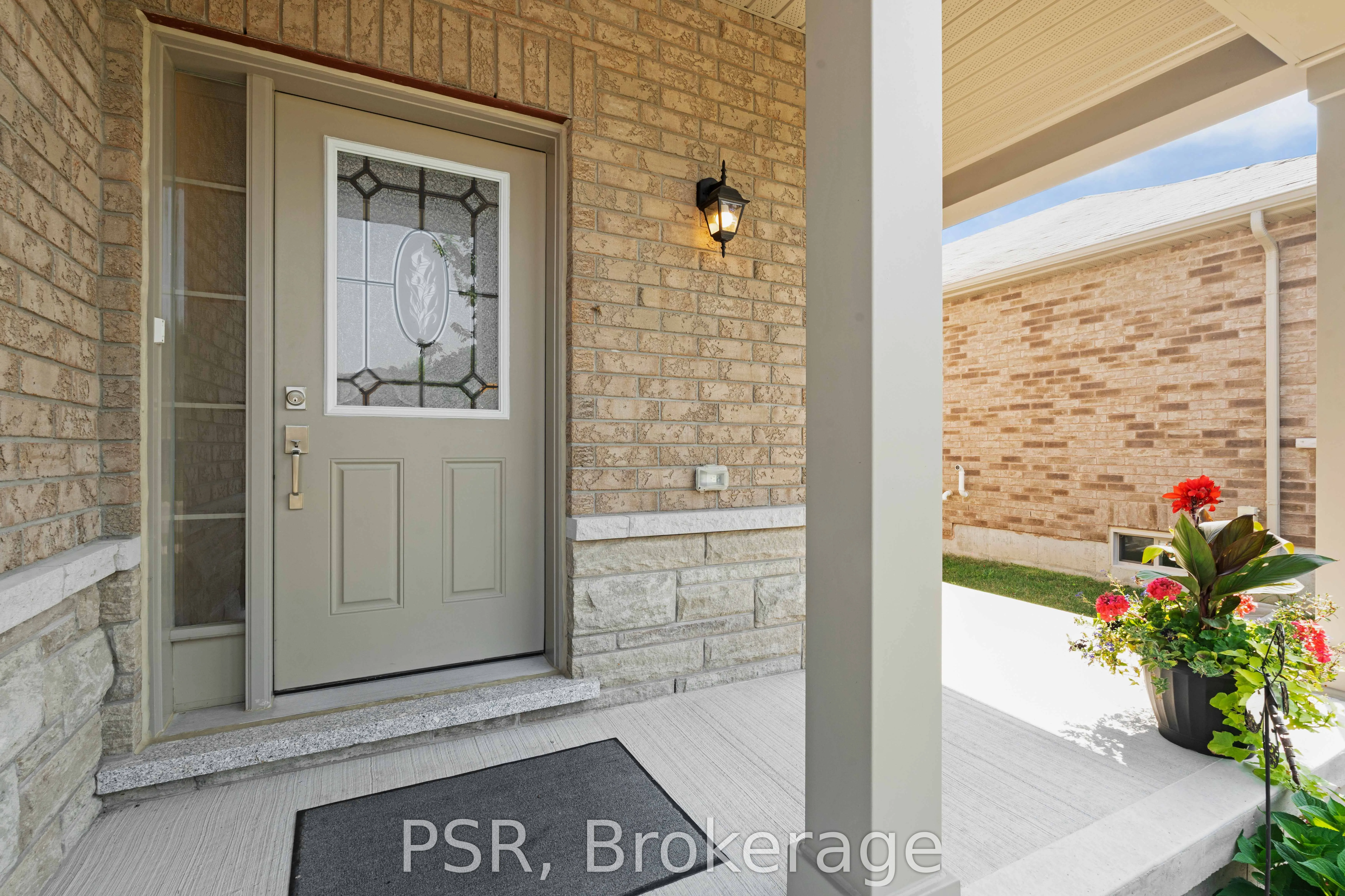 16 Hewson Street