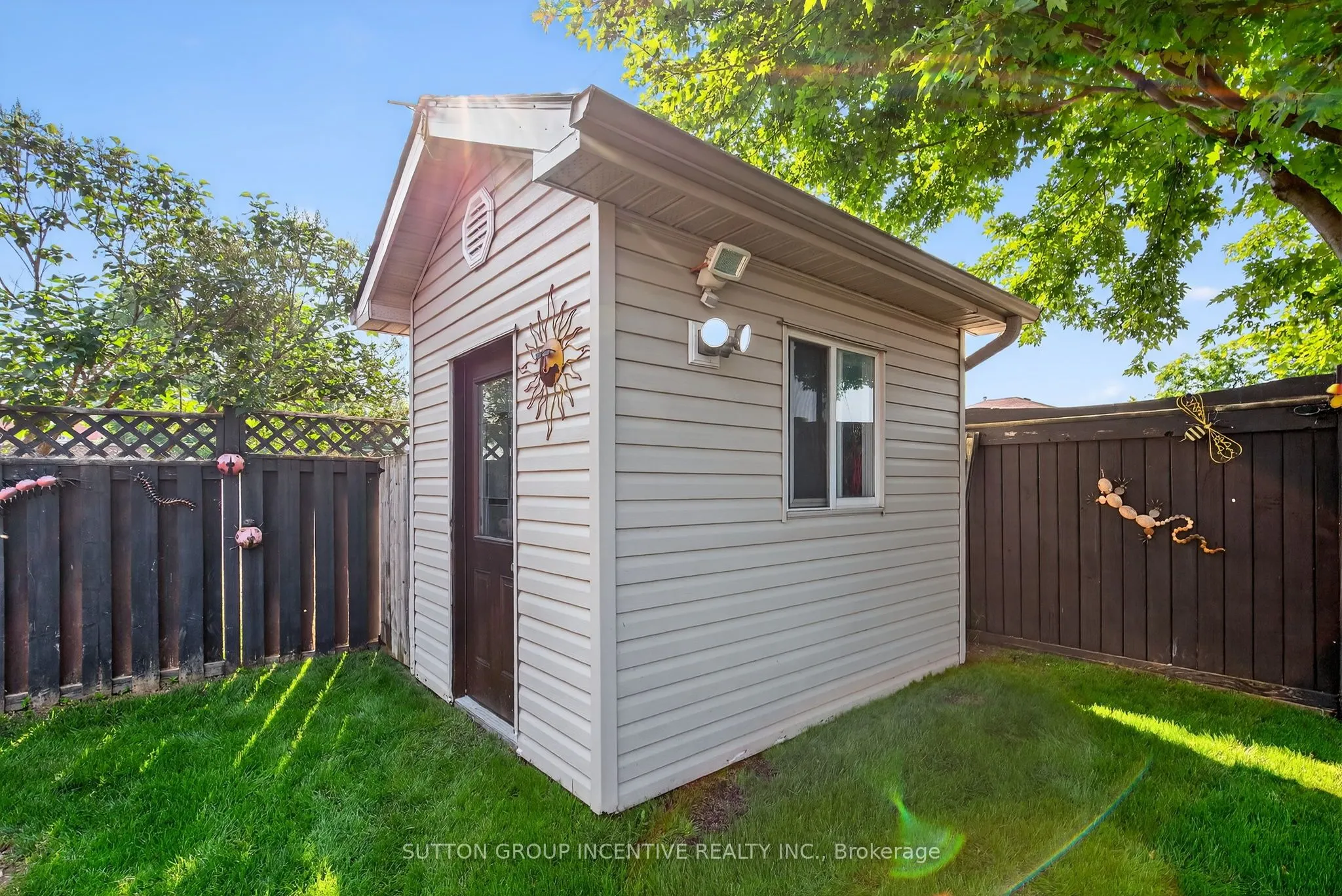 6 Sundew Drive