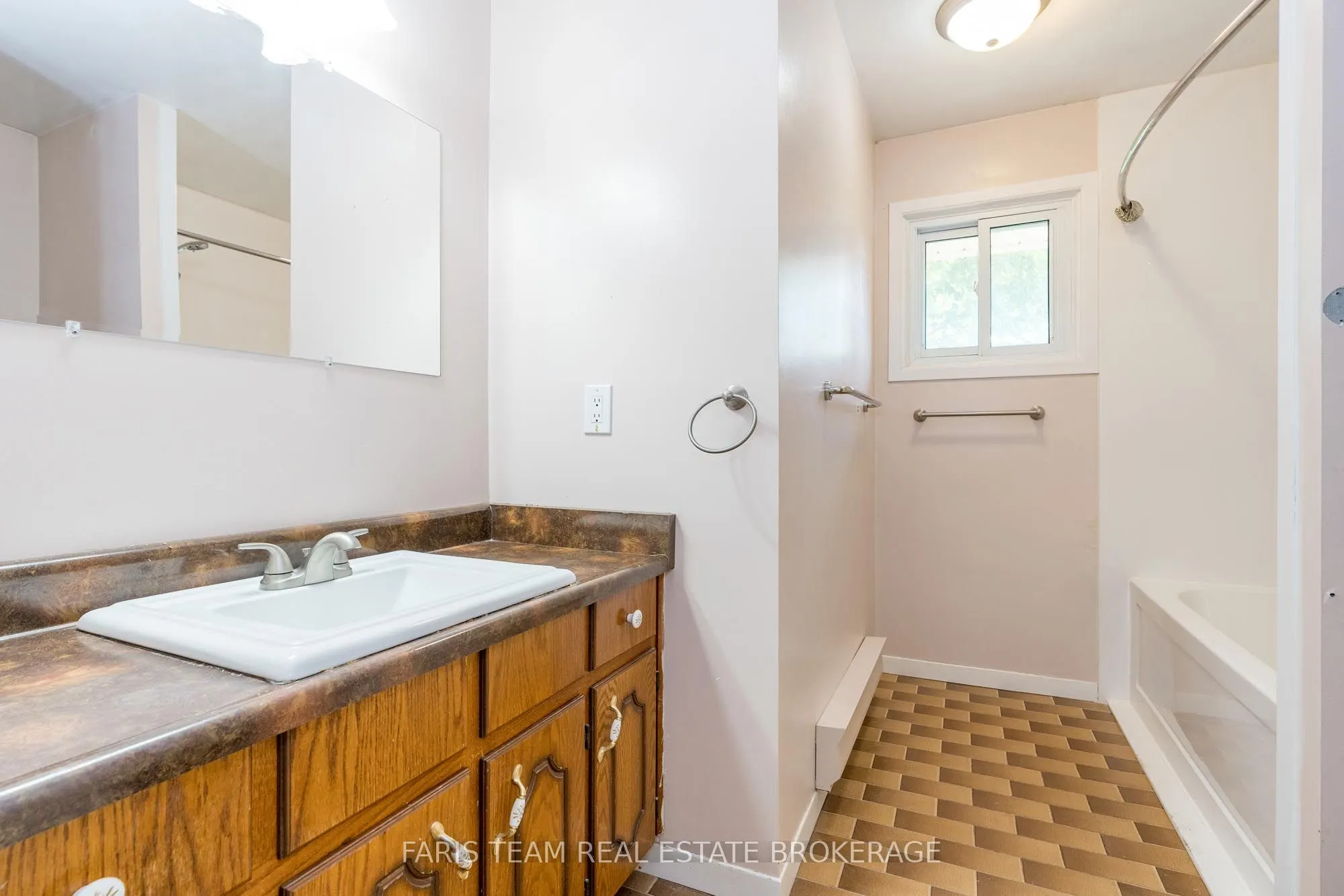 2597 George Johnston Road