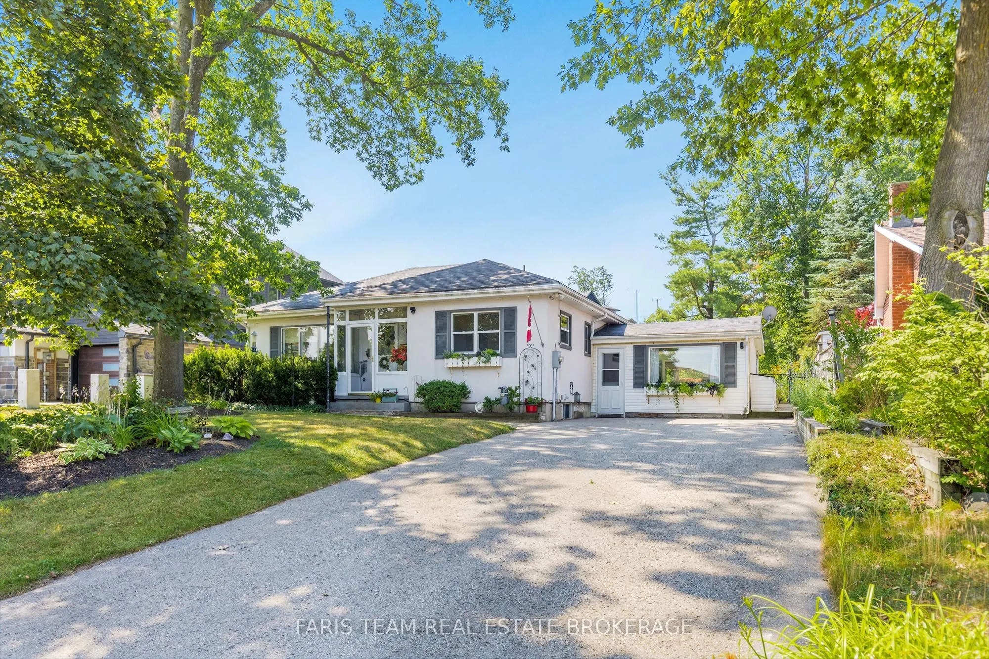 302 Sunnidale Road