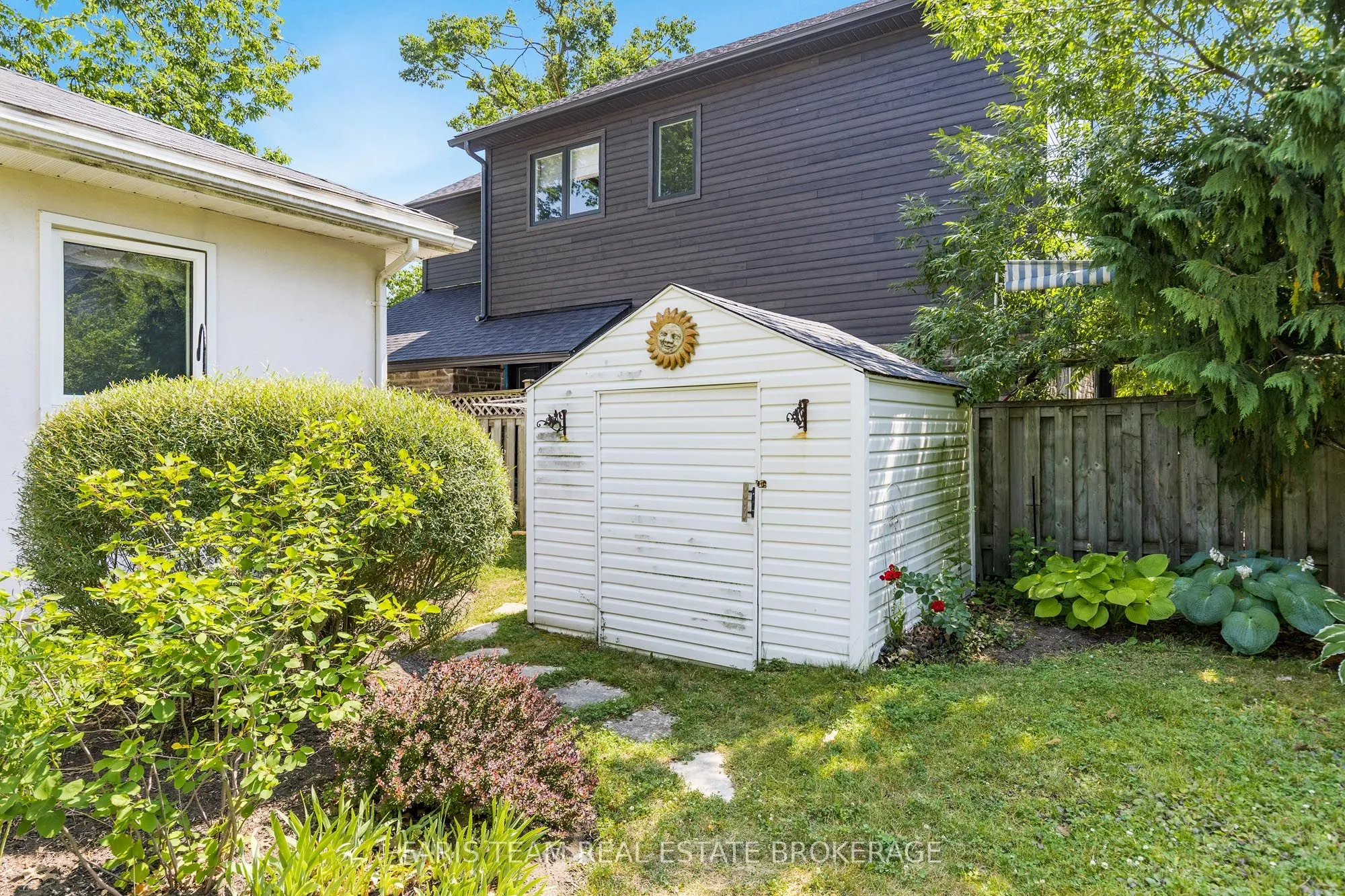 302 Sunnidale Road