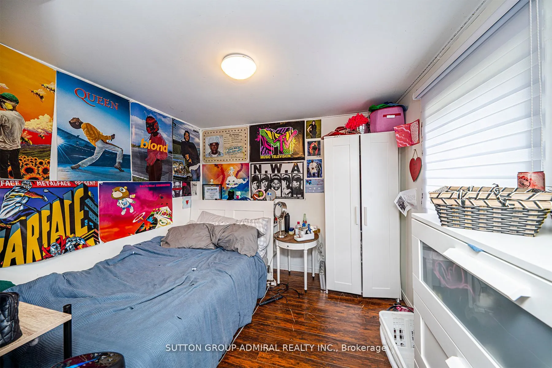 1662 Penley Road