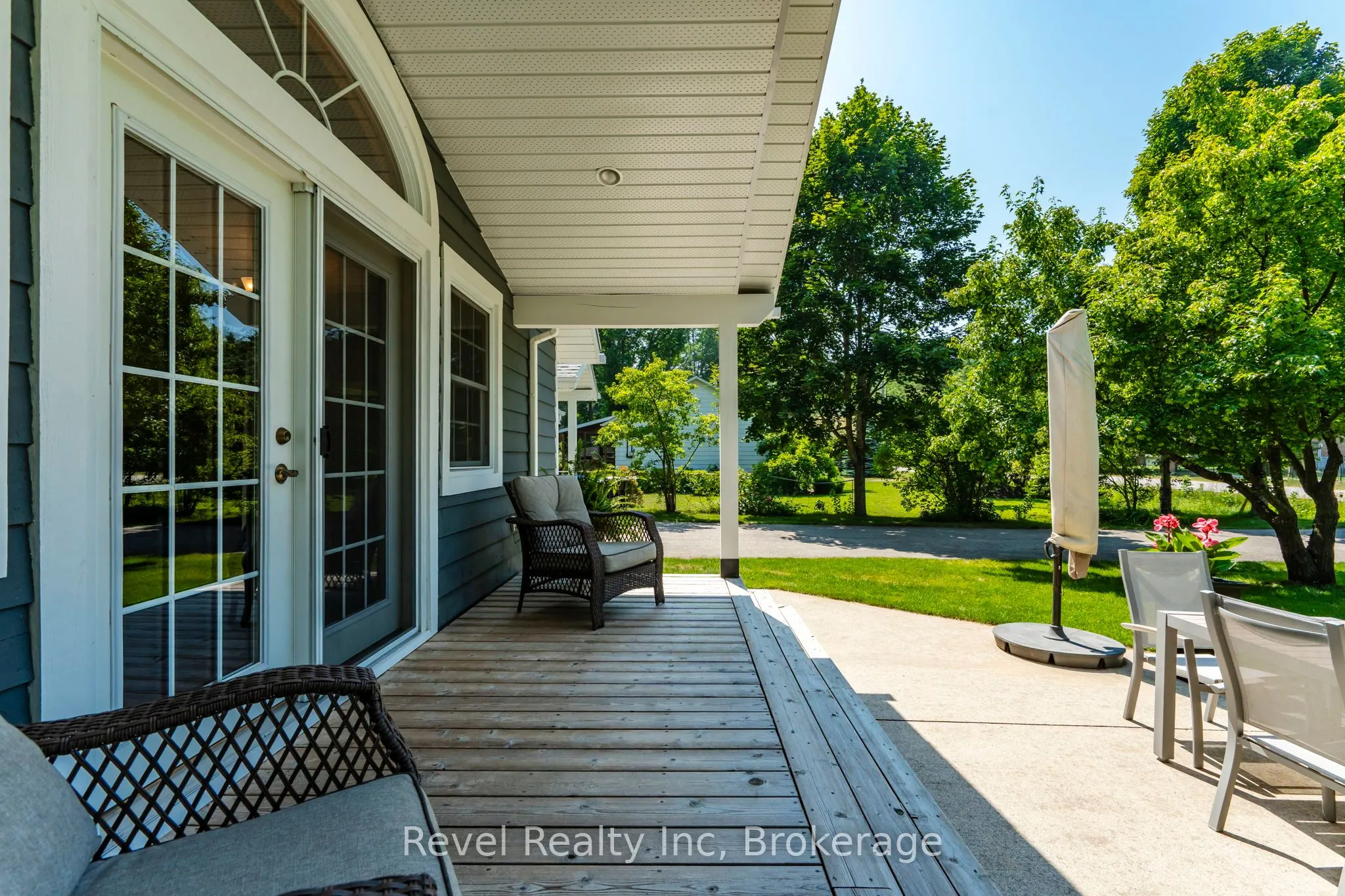 33 Belcourt Crescent