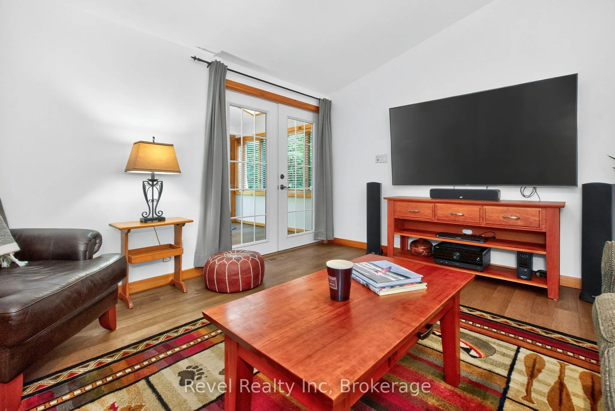 33 Belcourt Crescent