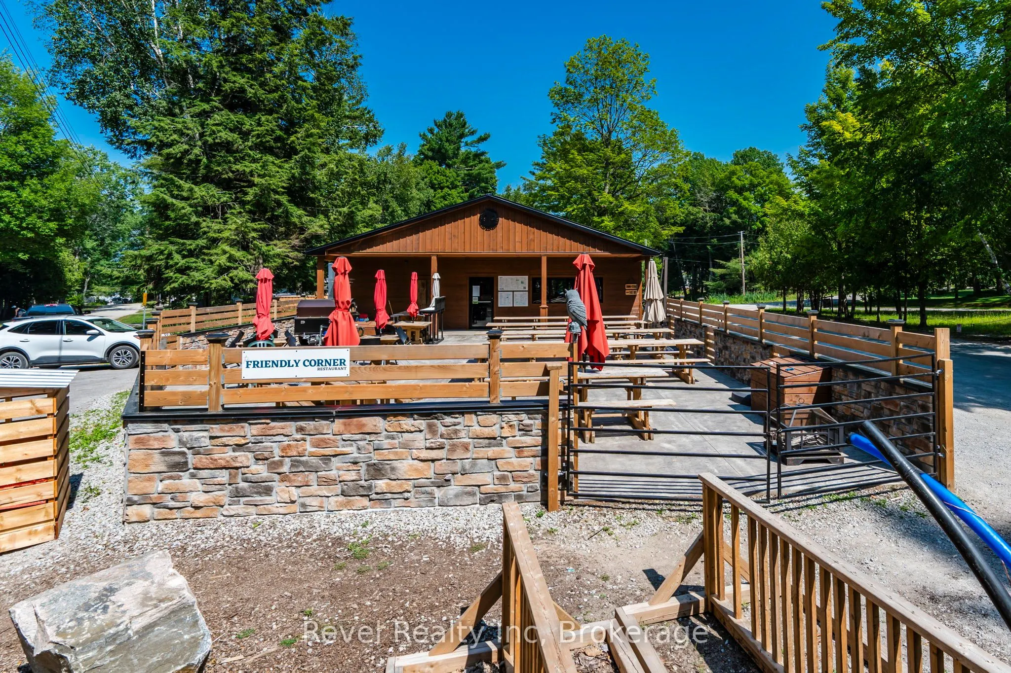33 Belcourt Crescent