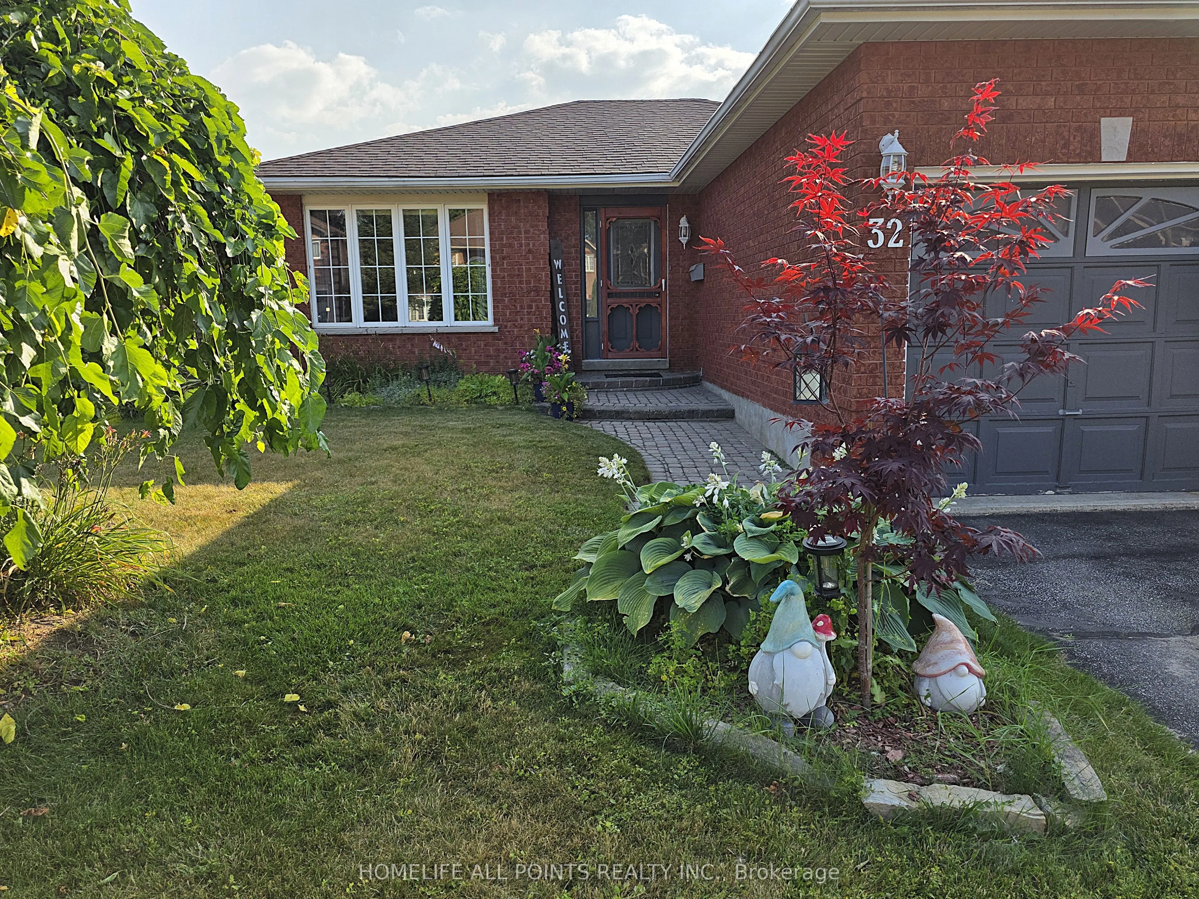 32 CARTER Crescent