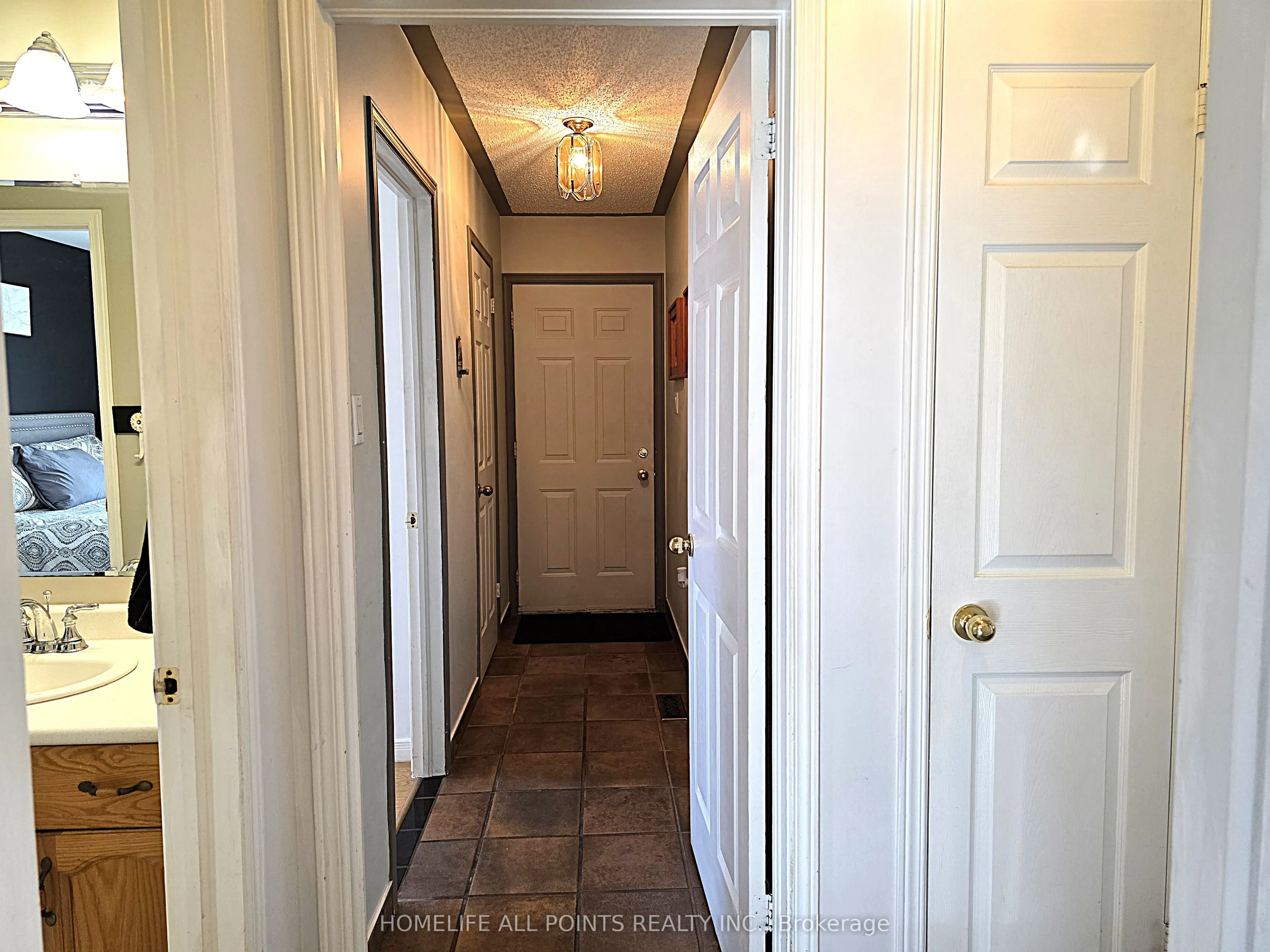 32 CARTER Crescent