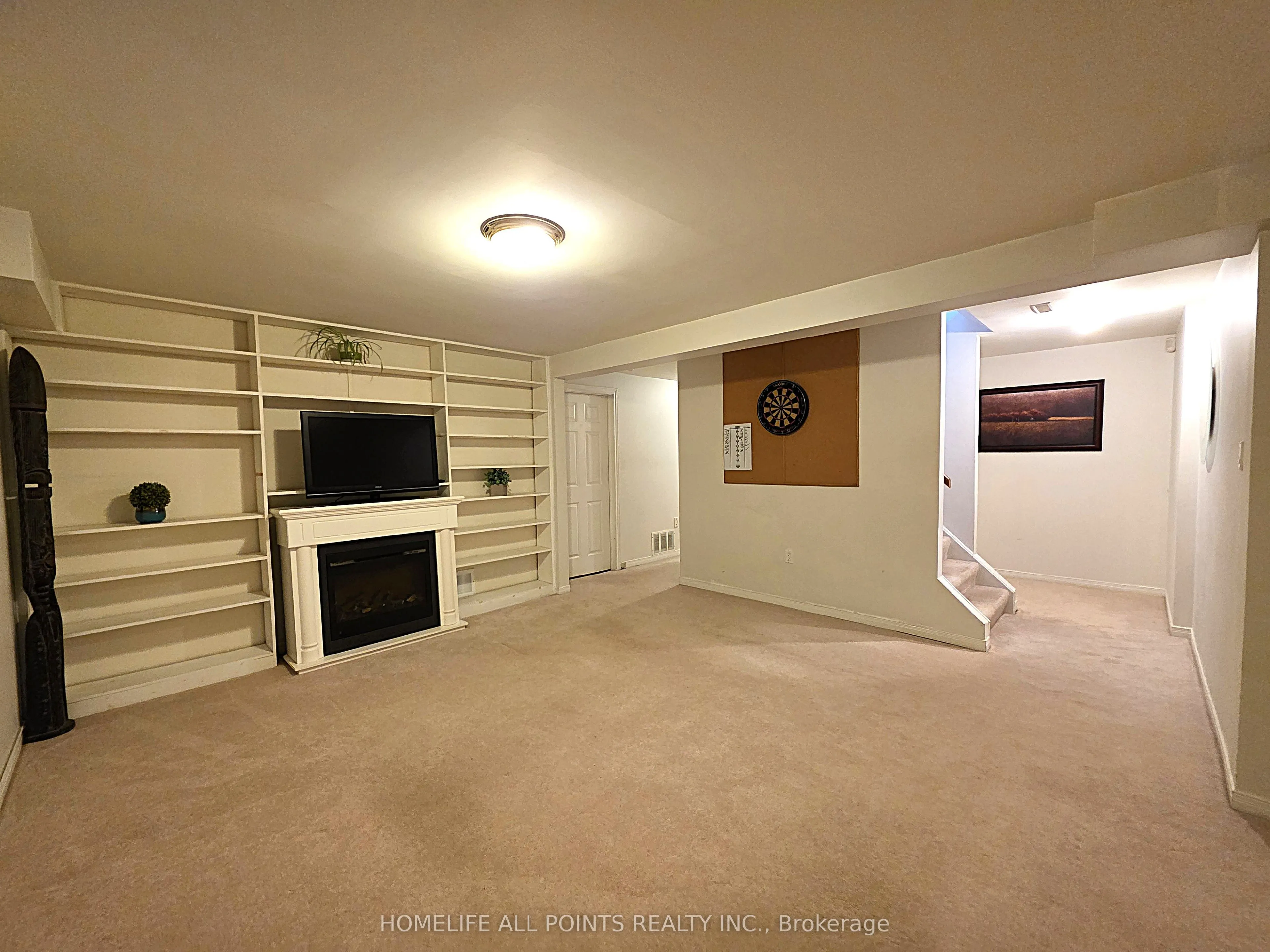 32 CARTER Crescent