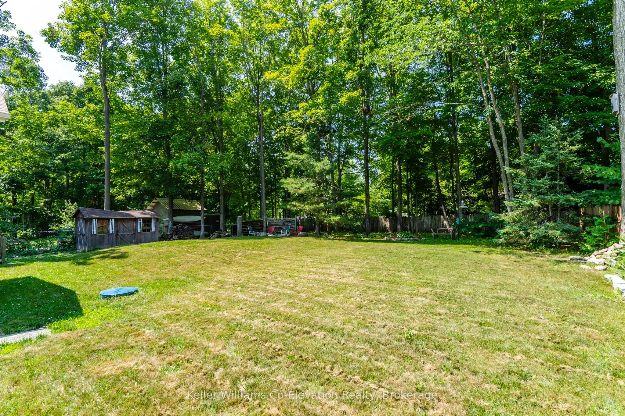 16 Mundy Avenue