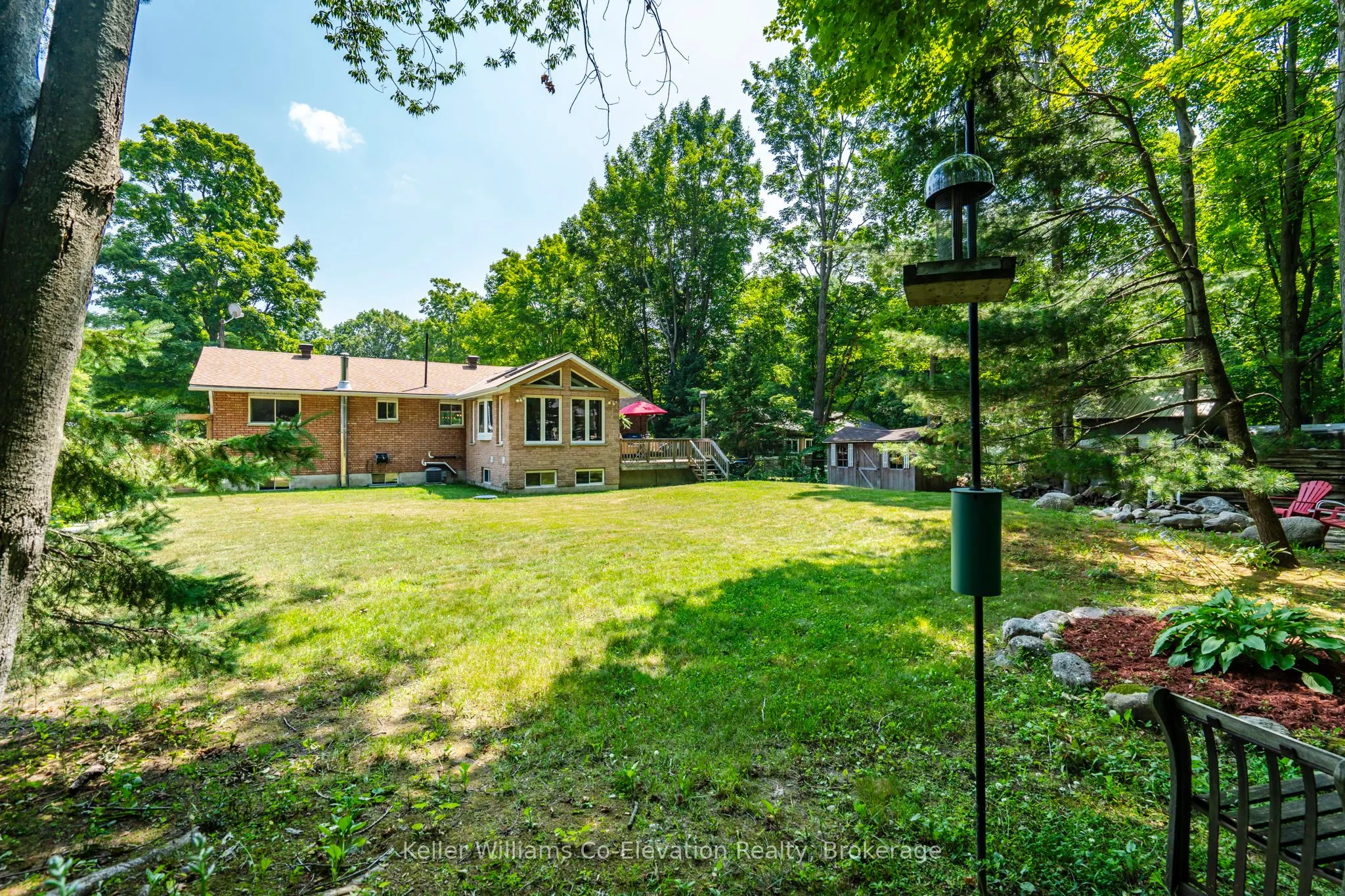 16 Mundy Avenue