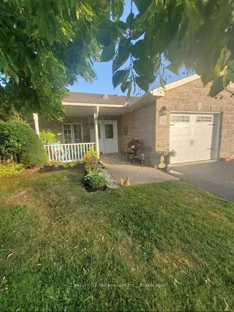 9 Garden Grove Crescent