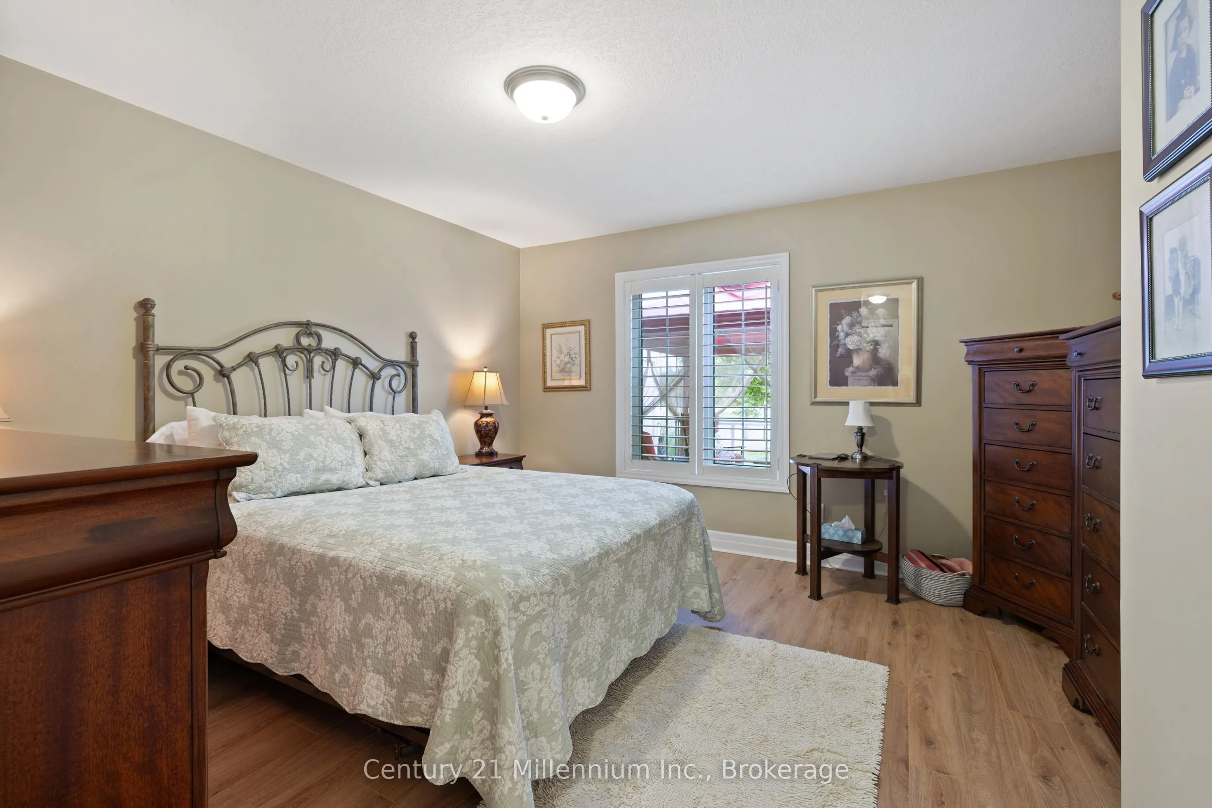 9 Garden Grove Crescent