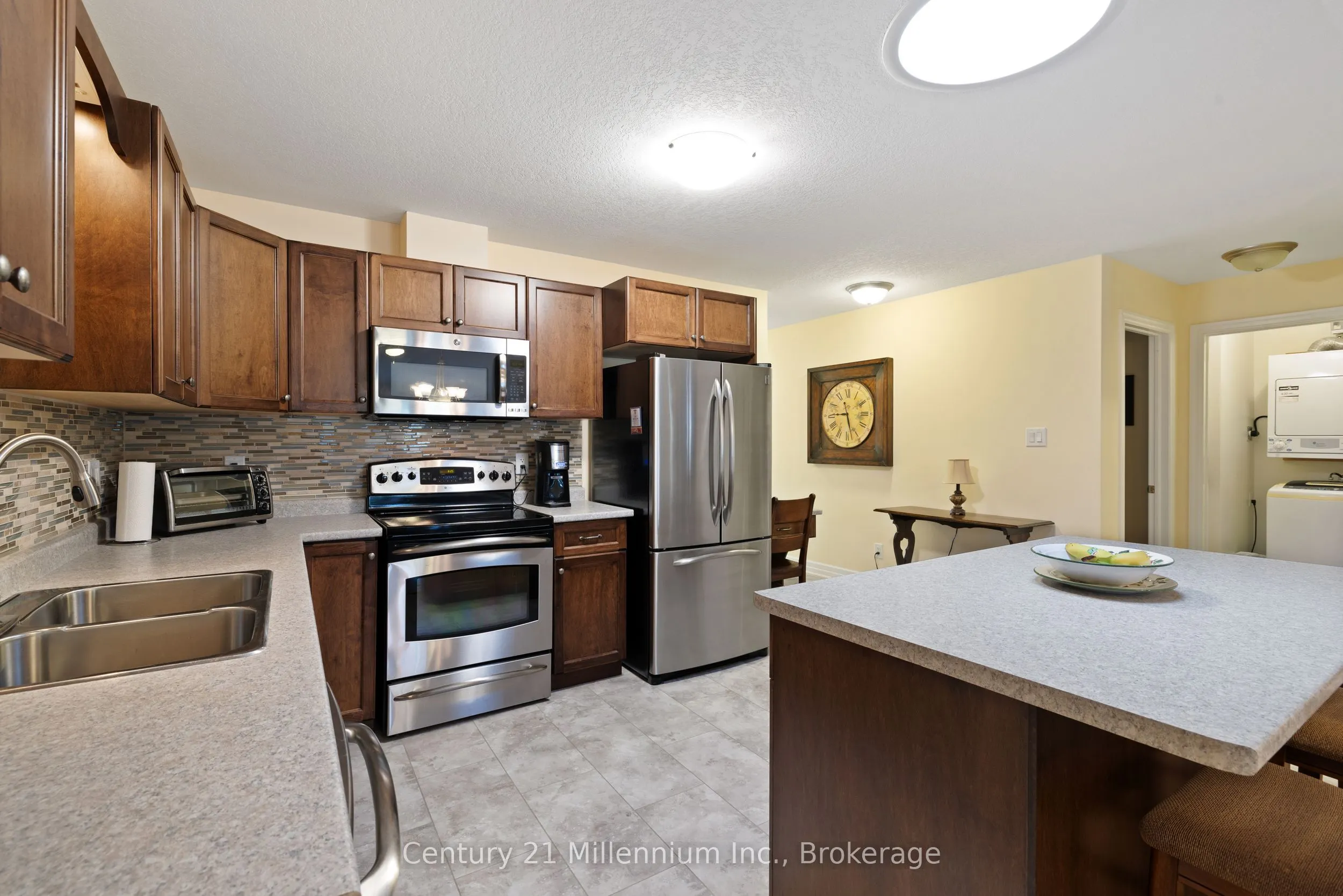 9 Garden Grove Crescent