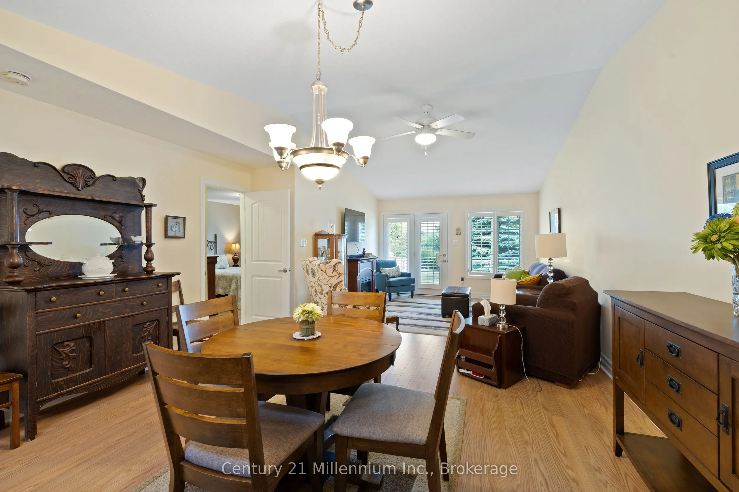 9 Garden Grove Crescent