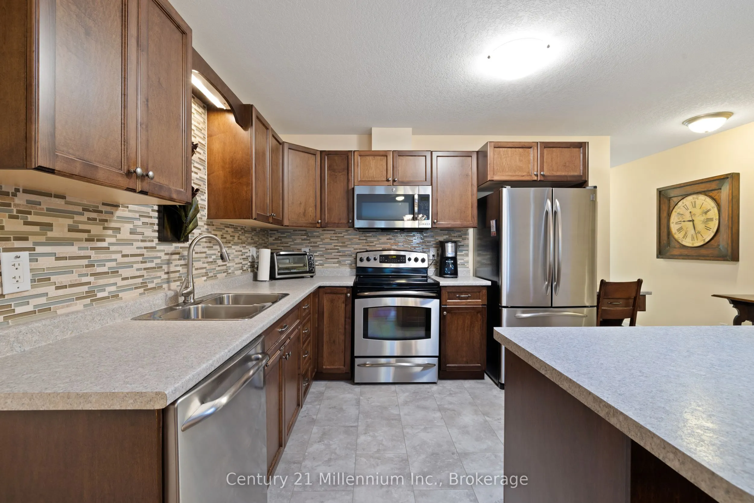 9 Garden Grove Crescent
