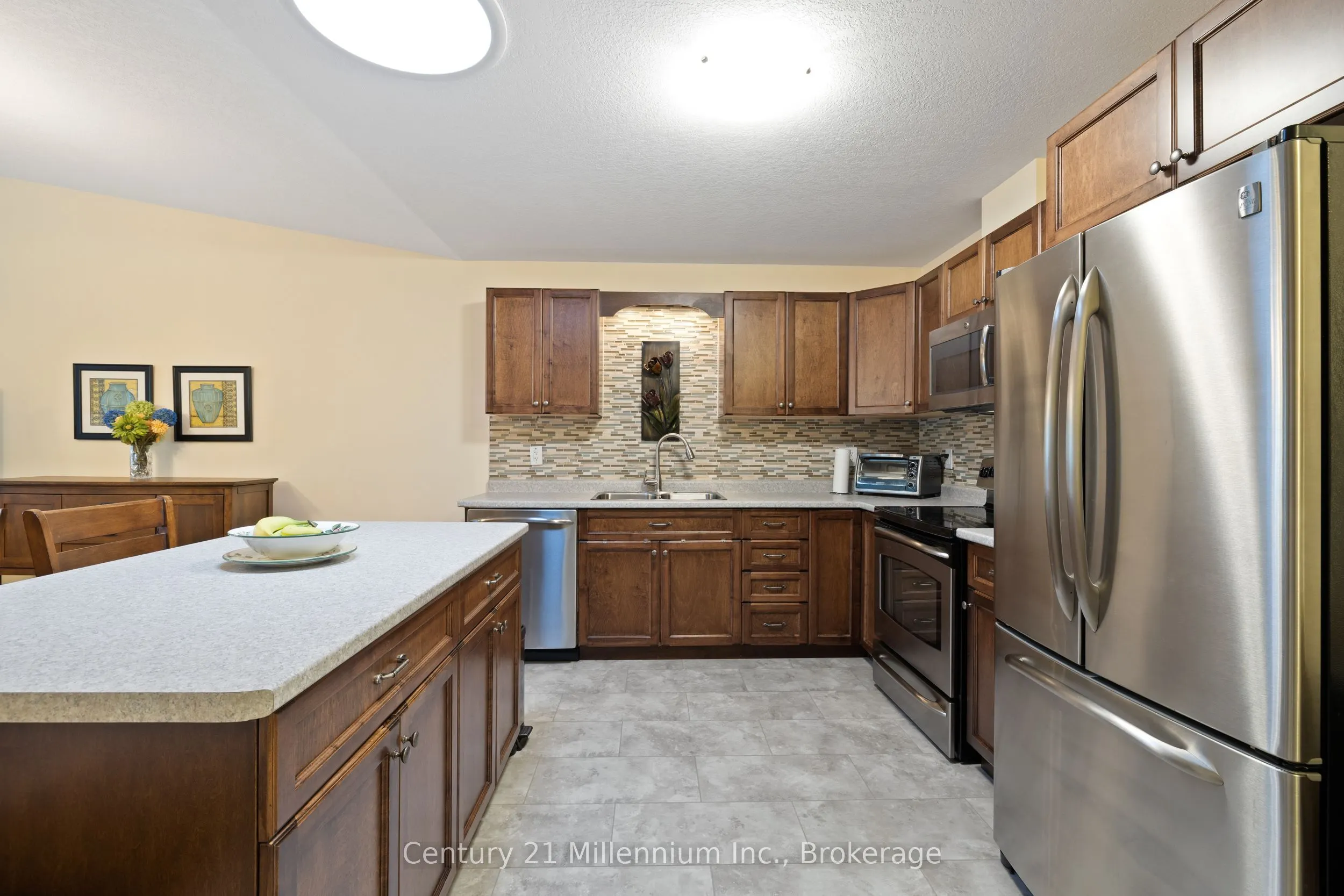 9 Garden Grove Crescent