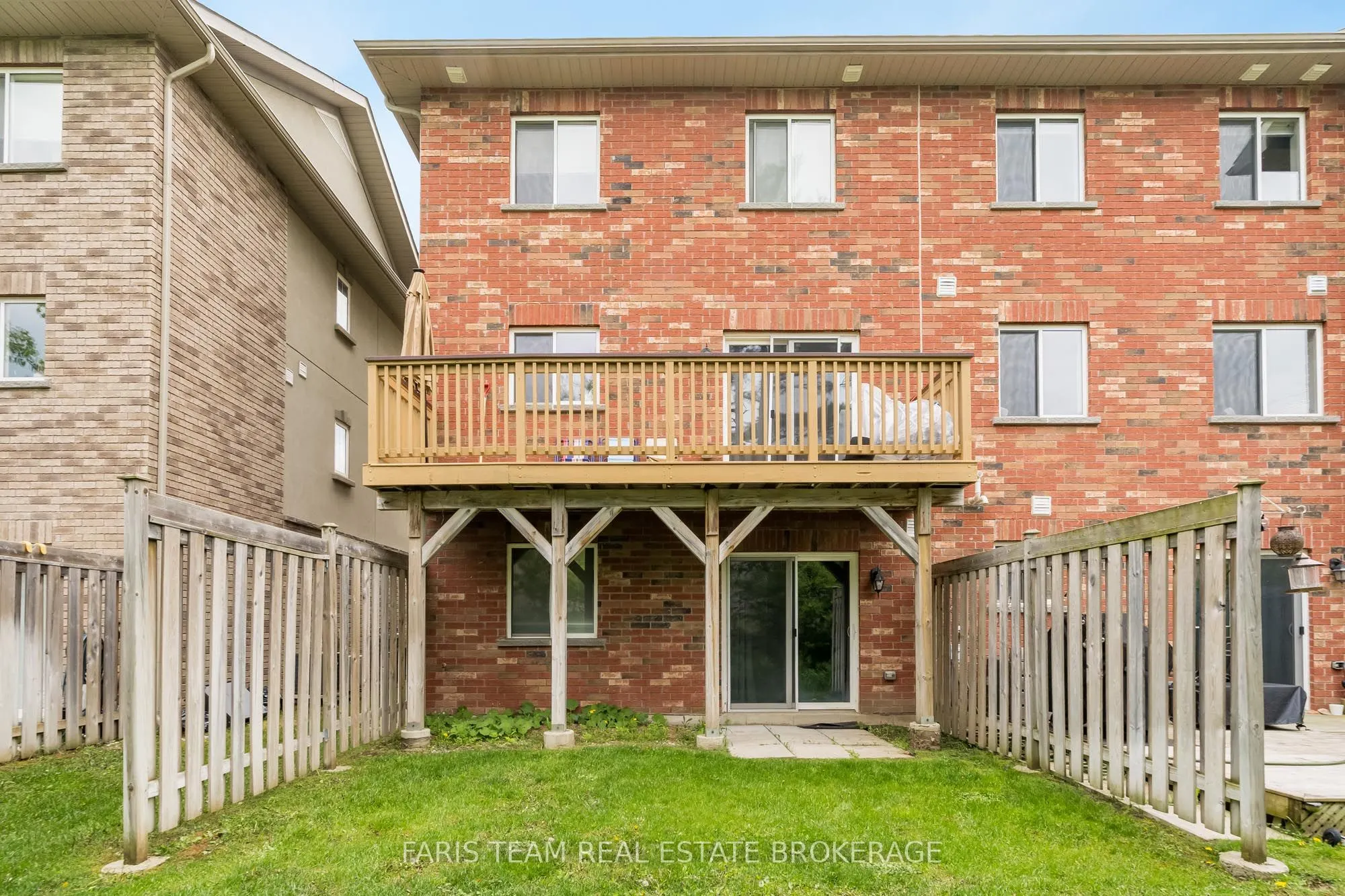 57 Ferndale Drive S #9