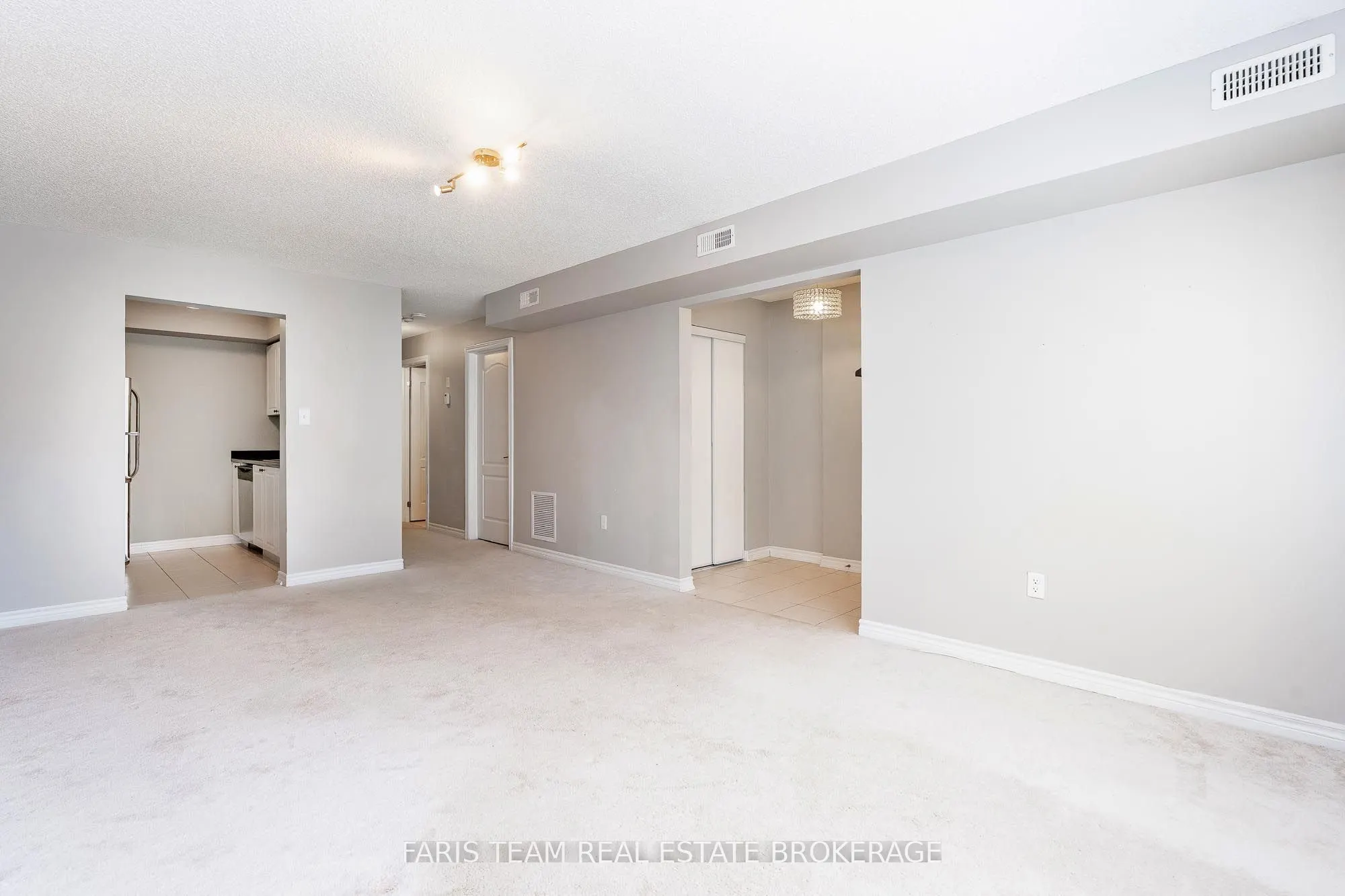 57 Ferndale Drive S #9