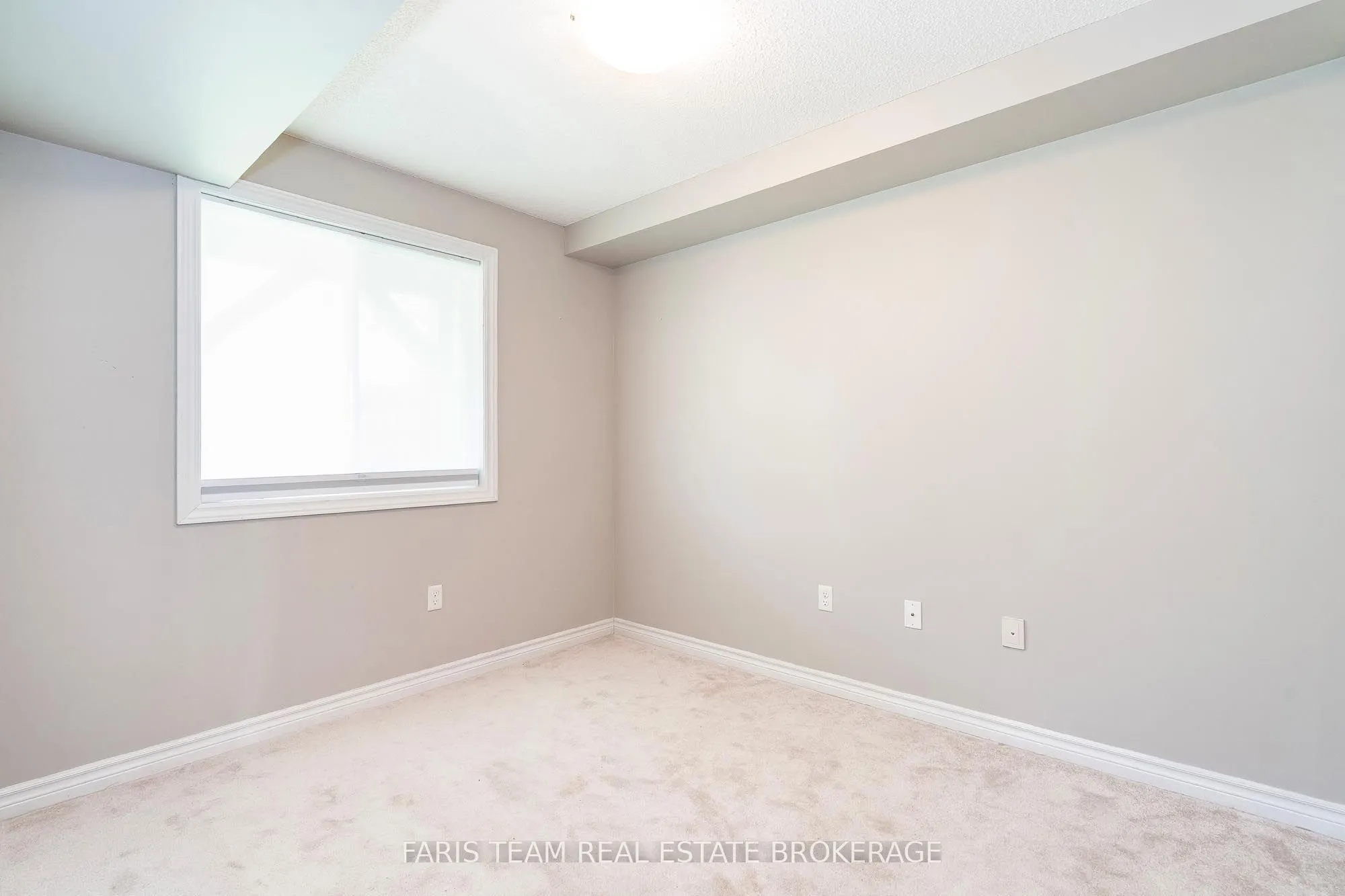 57 Ferndale Drive S #9