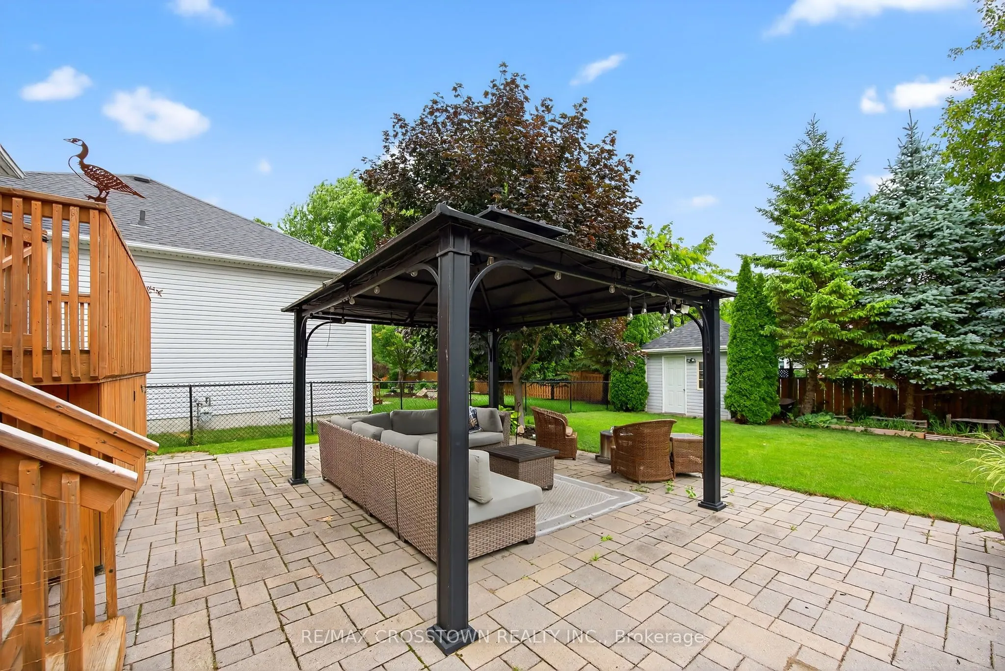 11 NORTHWOOD Drive