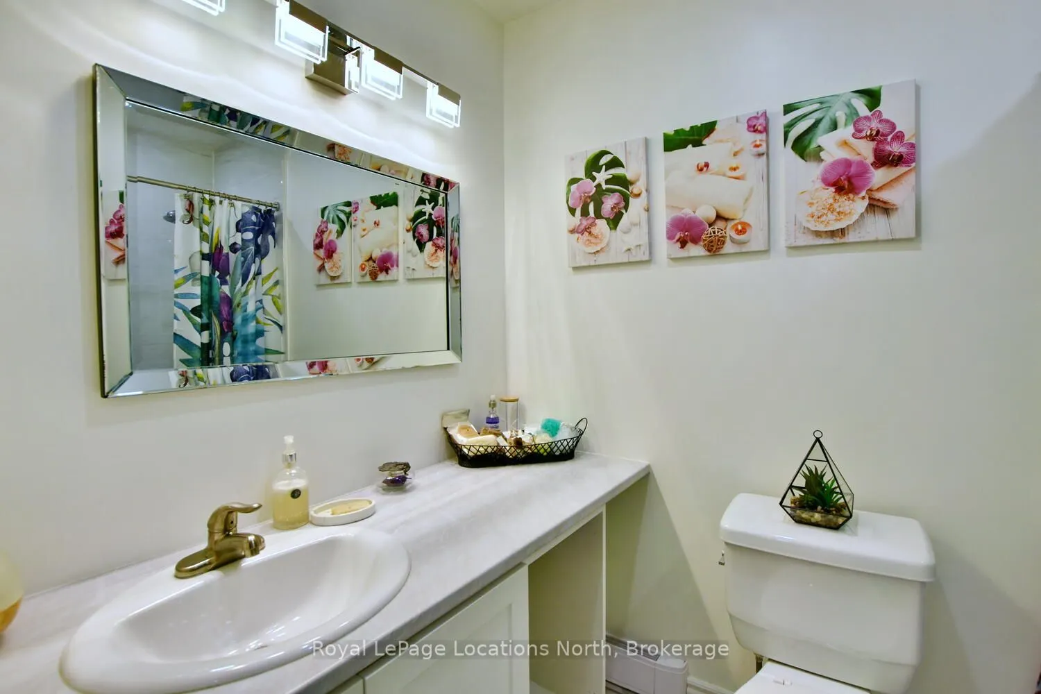 12 Dawson Drive, #401