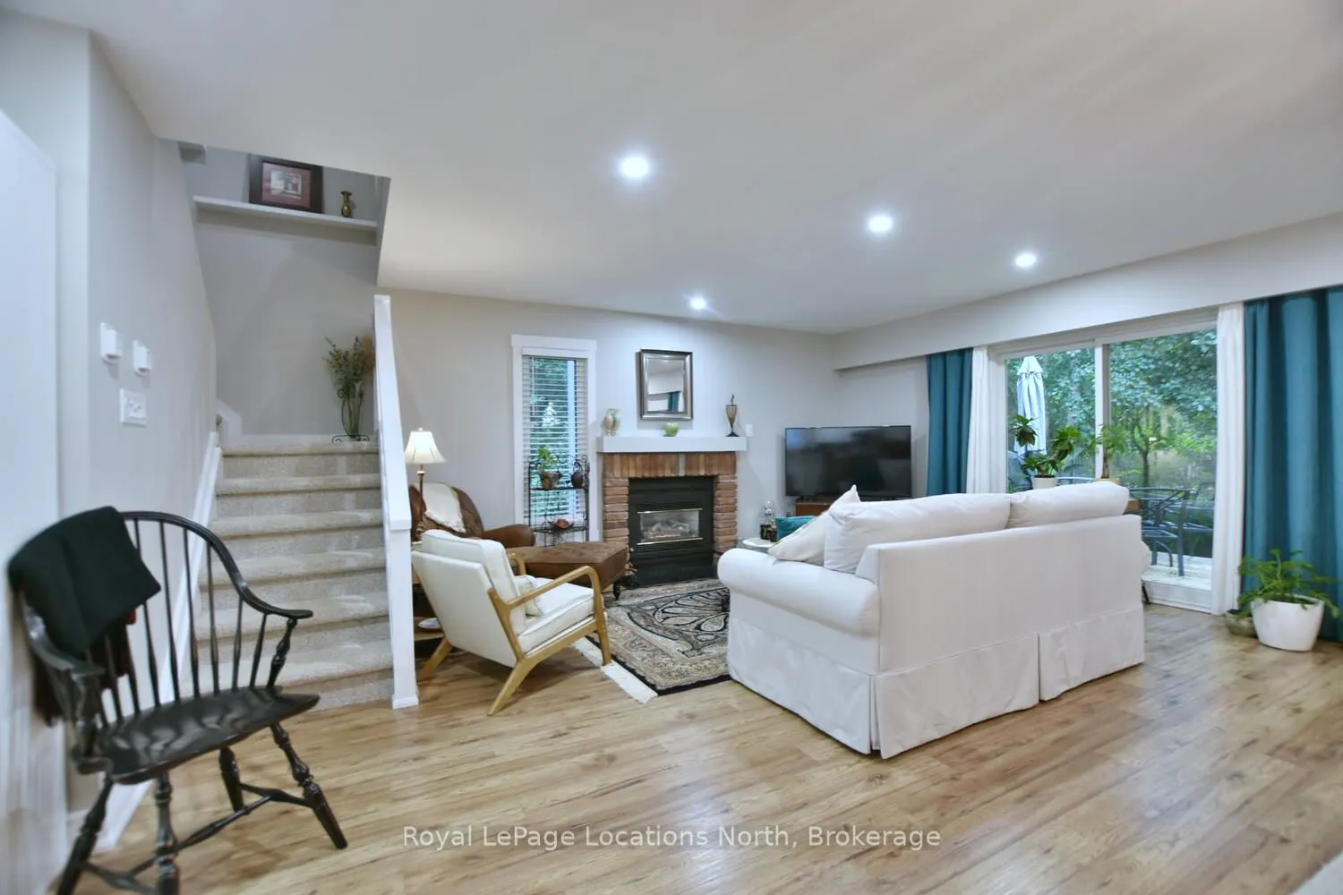 12 Dawson Drive, #401