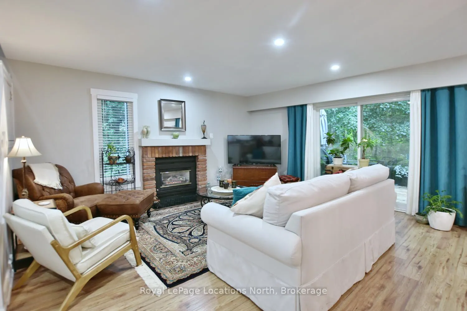 12 Dawson Drive, #401