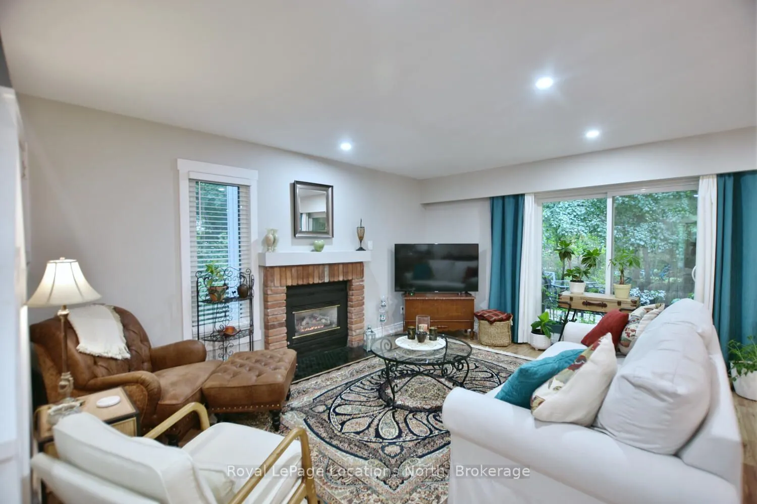 12 Dawson Drive, #401