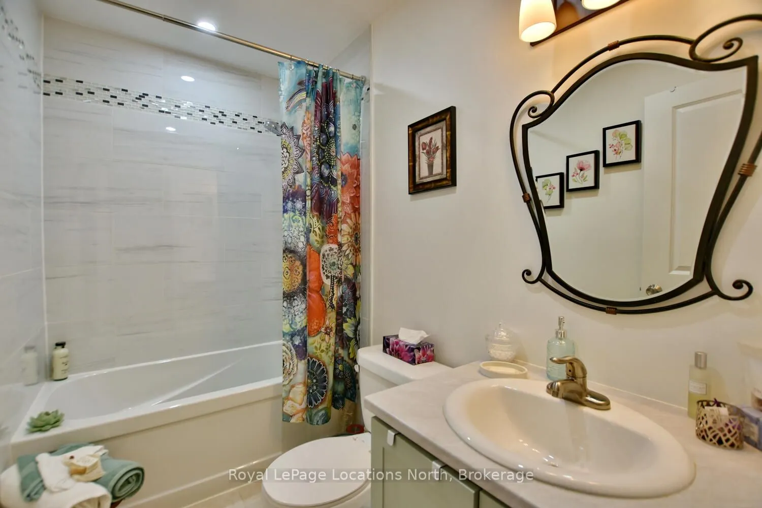 12 Dawson Drive, #401
