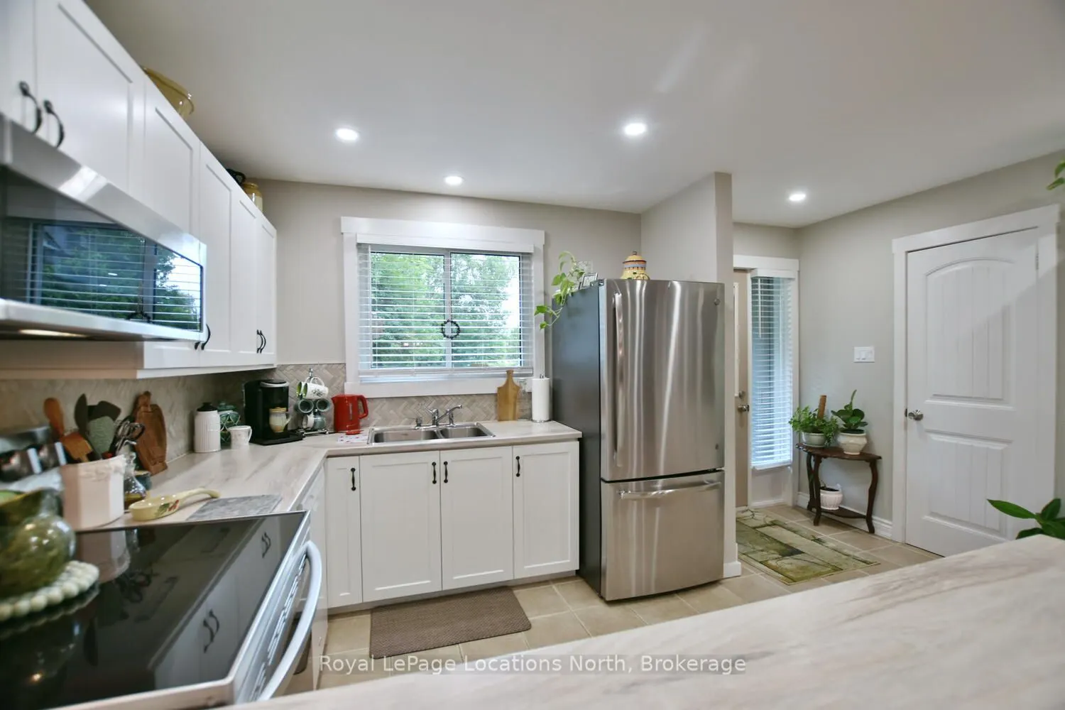12 Dawson Drive, #401