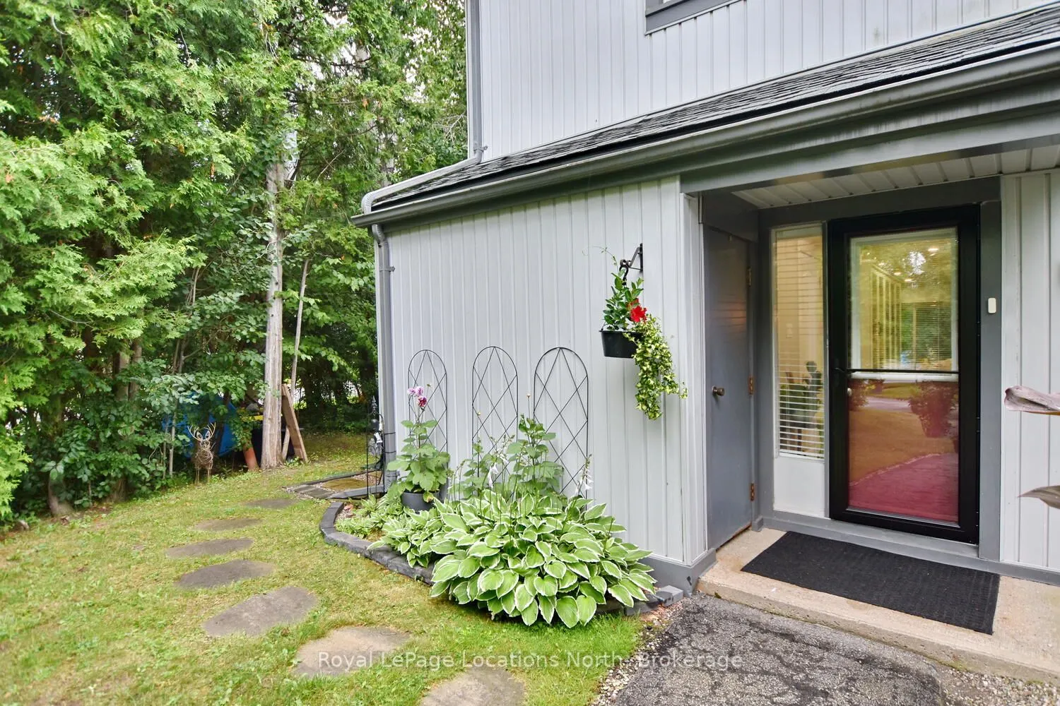 12 Dawson Drive, #401
