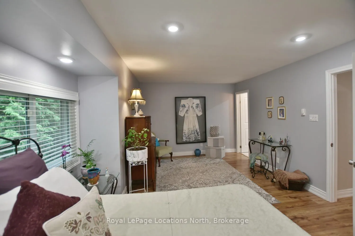 12 Dawson Drive, #401