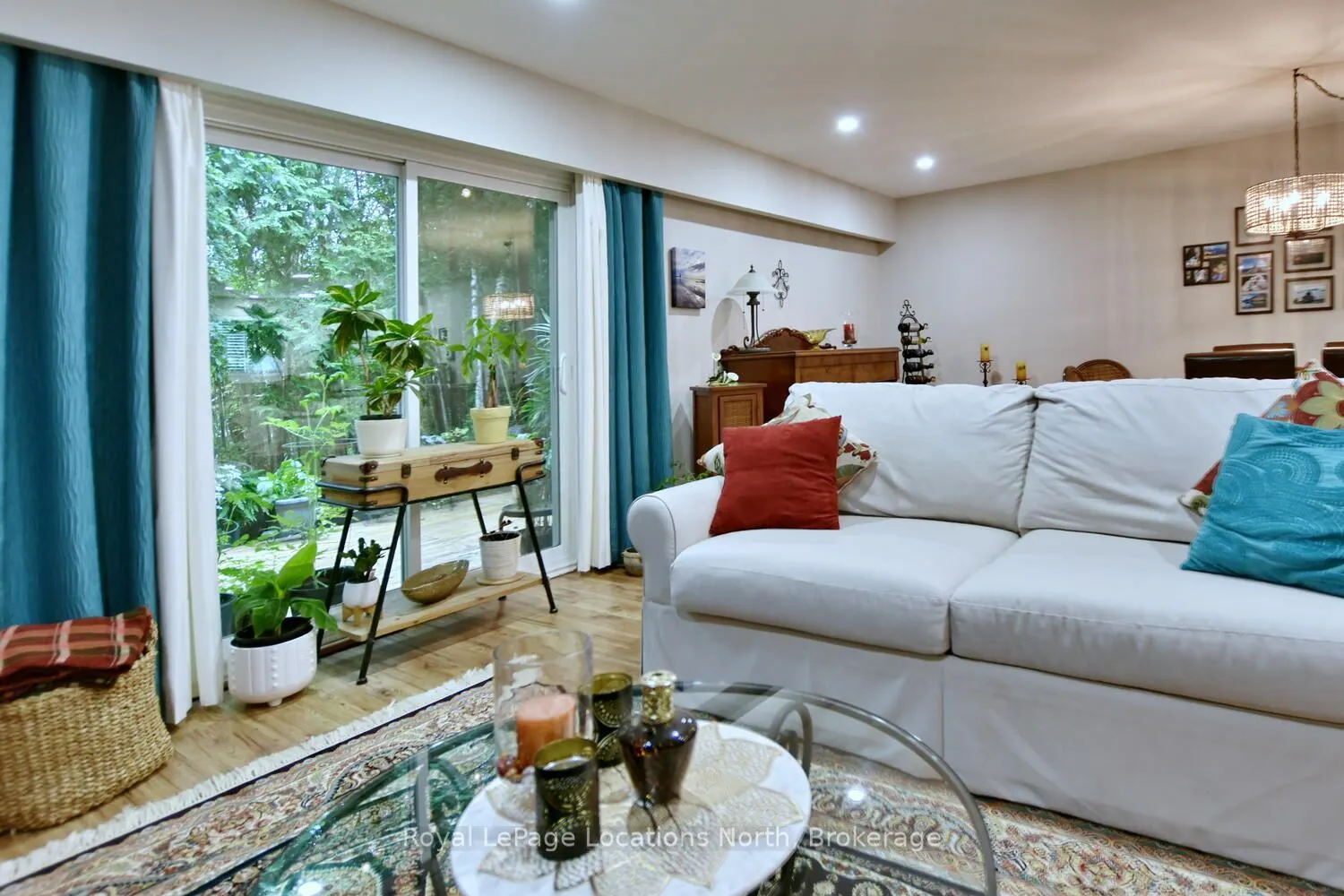12 Dawson Drive, #401