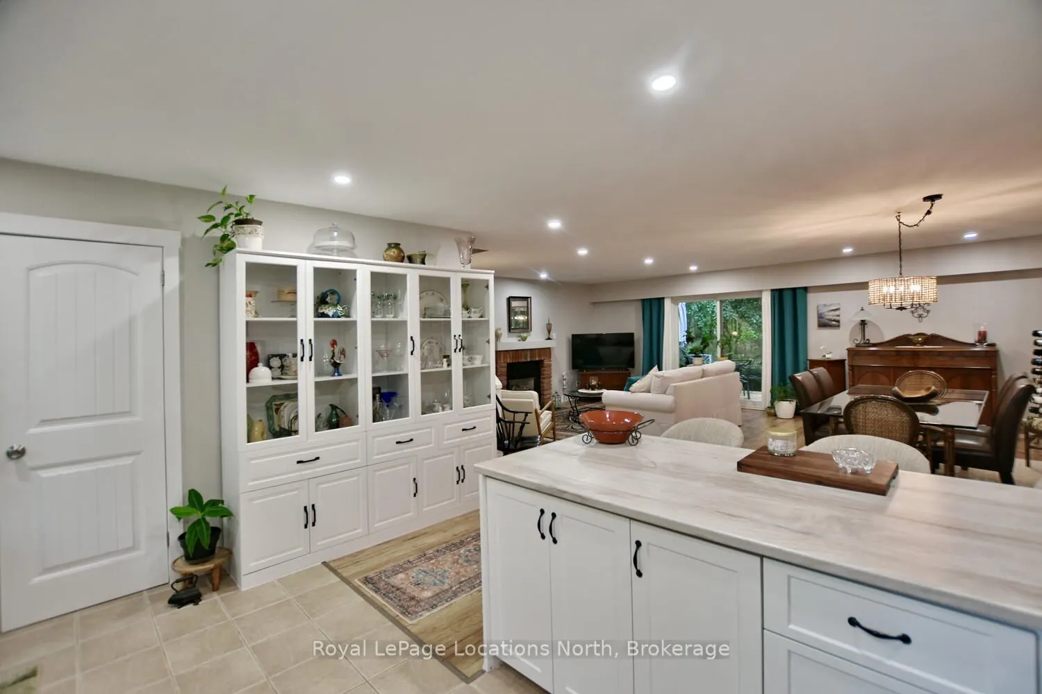 12 Dawson Drive, #401