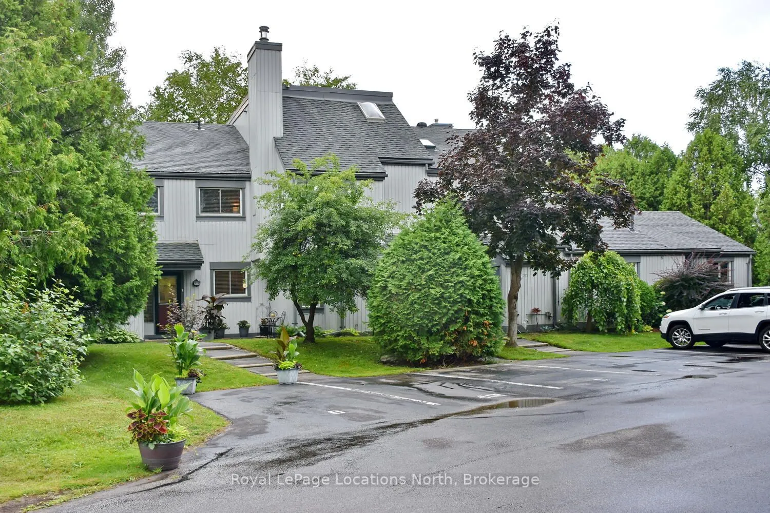 12 Dawson Drive, #401