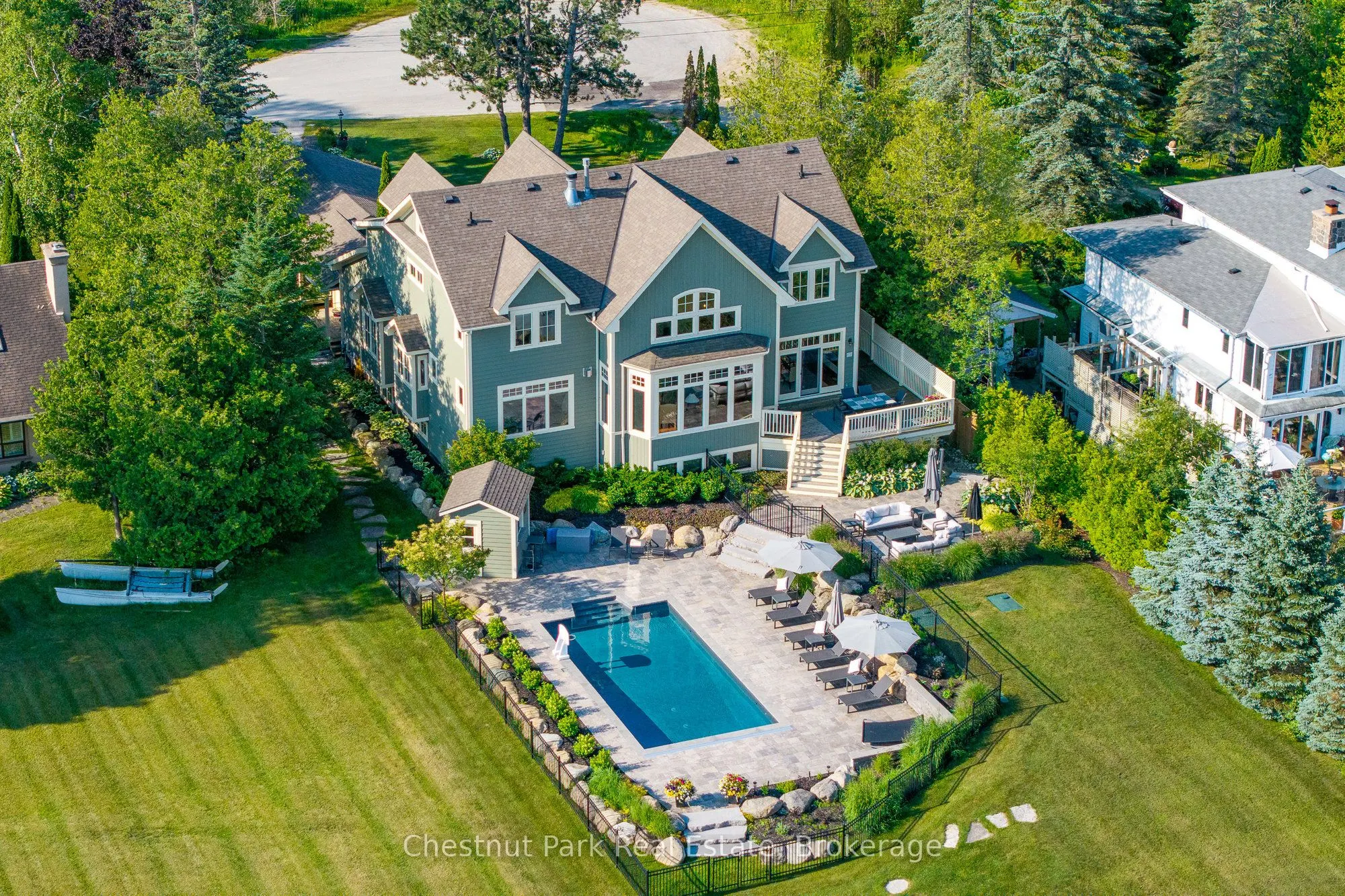 176 Bartlett Boulevard